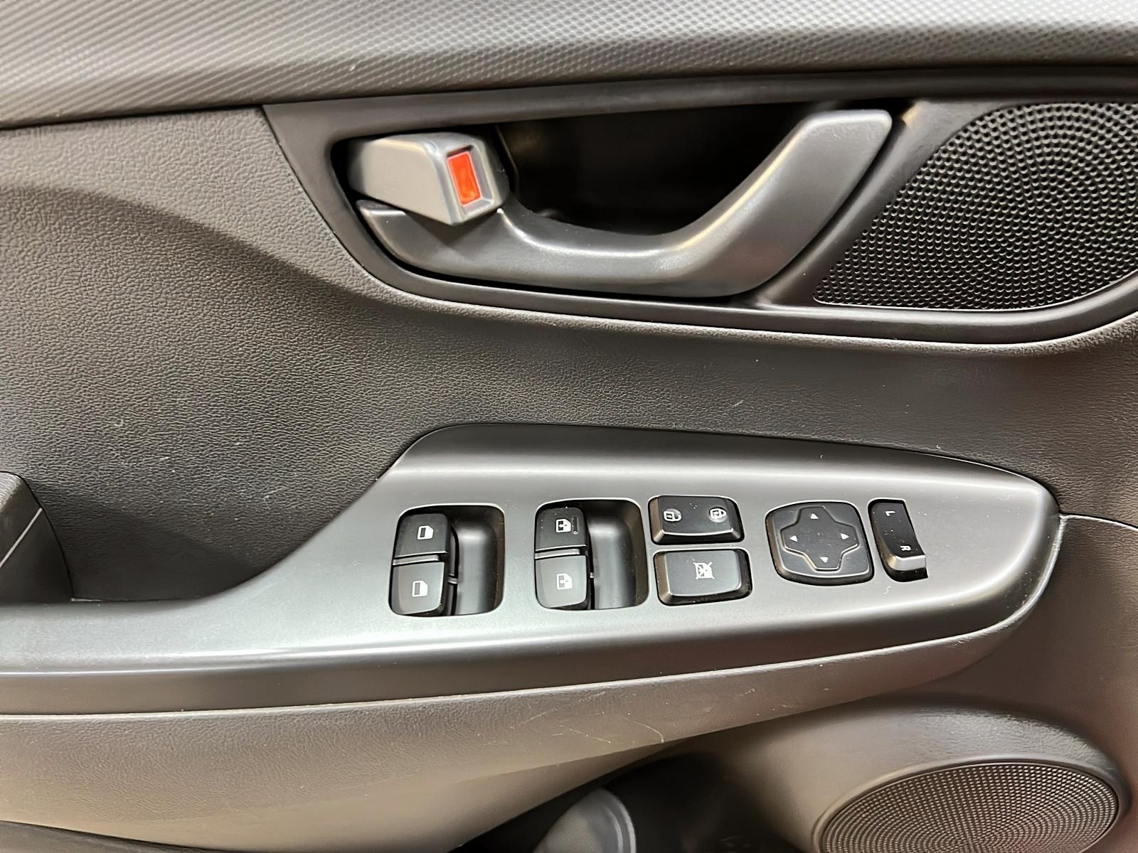 Hyundai Kona 2022 - Image #21