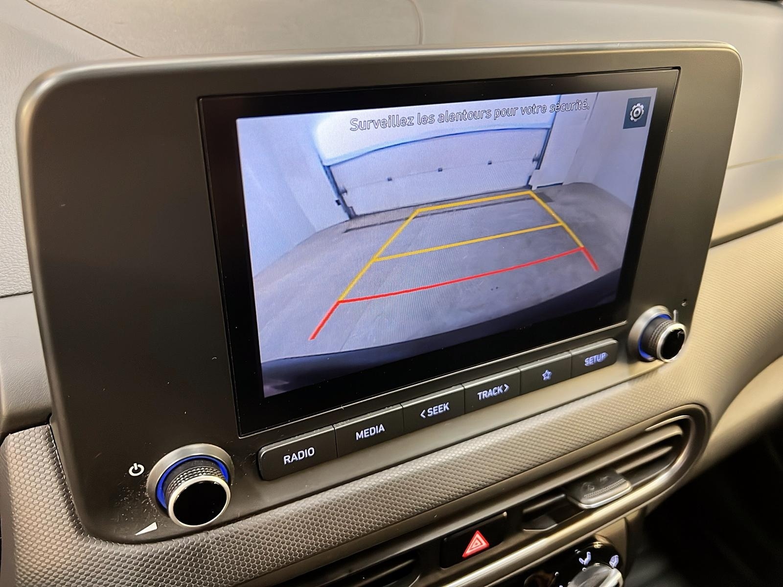 Hyundai Kona PREFERRED 4RM 2022 - image #16