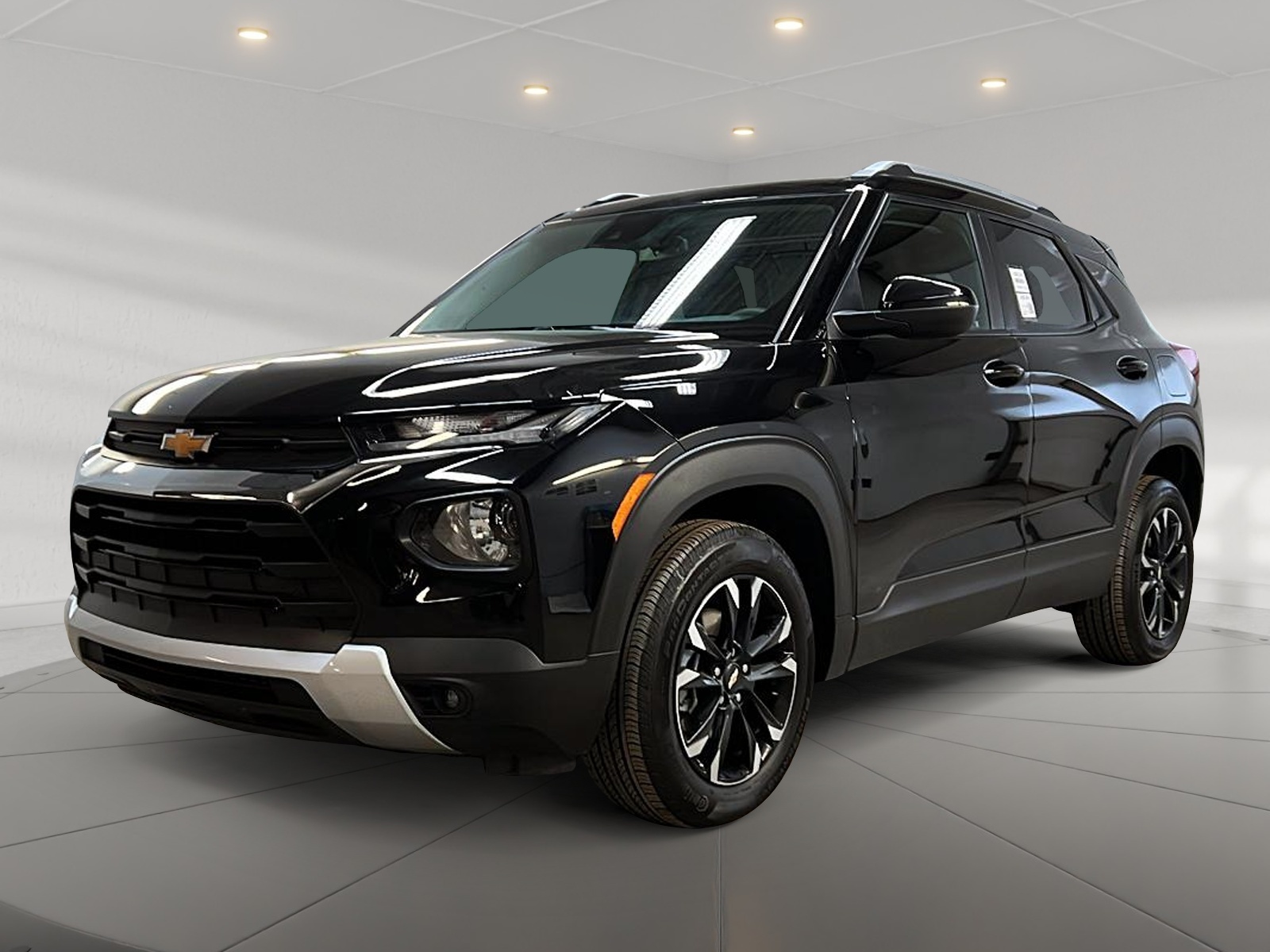 Chevrolet Trailblazer 1LT 4RM 2023 - image #2