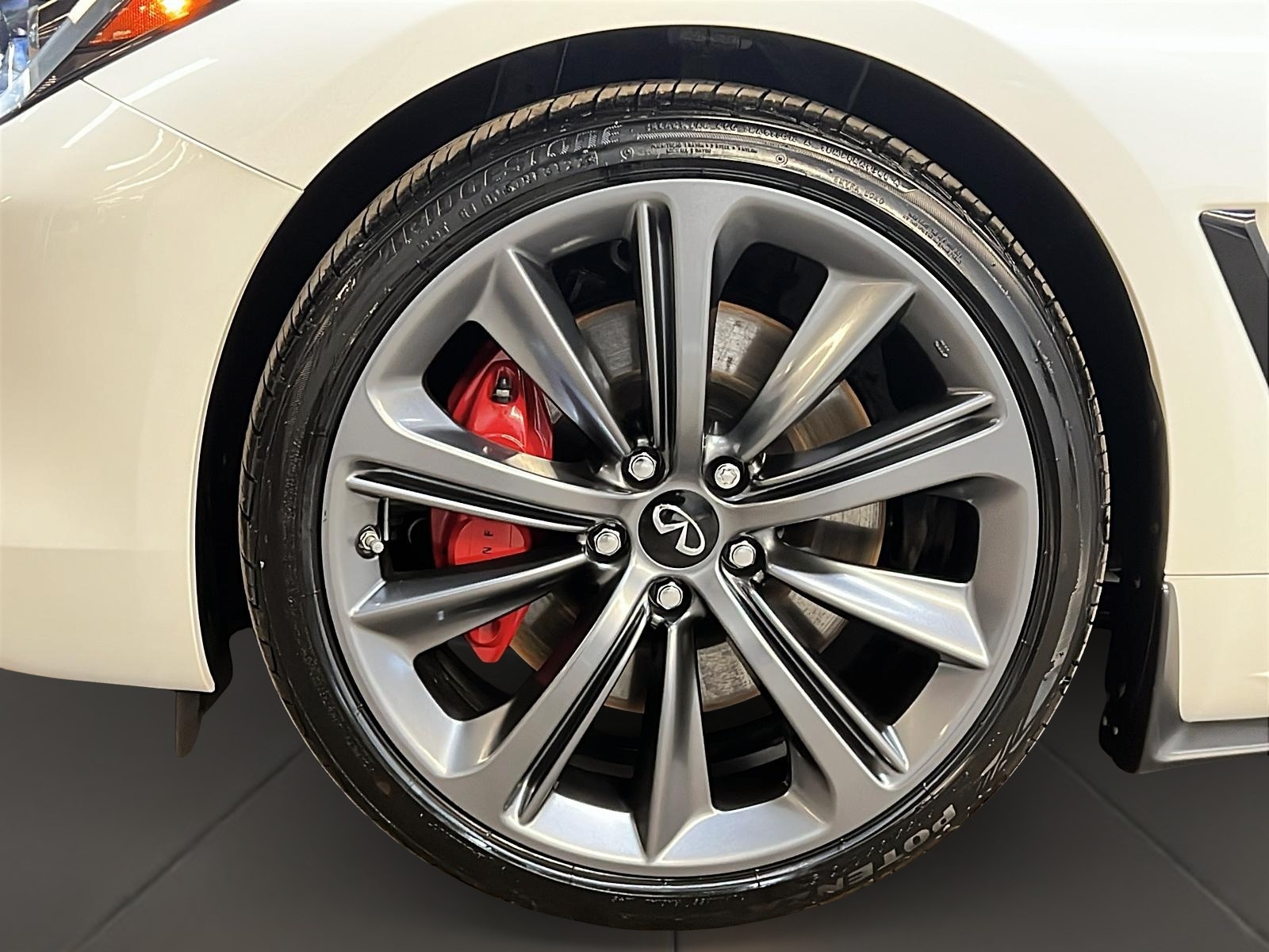 Infiniti Q60 RED SPORT I-LINE CUIR TOIT NAV 4RM 2022 - image #29