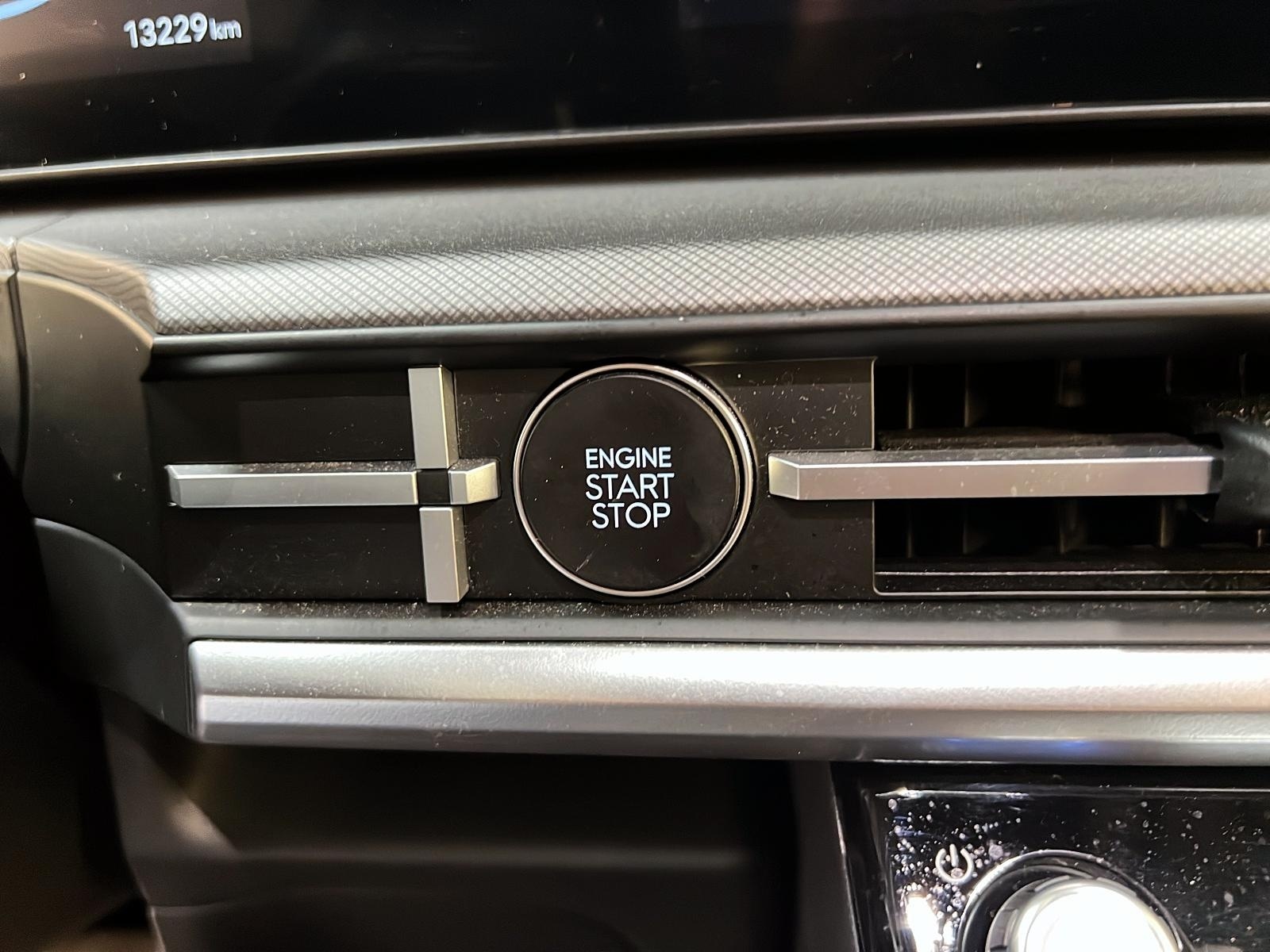 Hyundai Santa Fe PREFERRED TREND HYBRID CUIR TOIT PANO 4RM 2024 - image #20