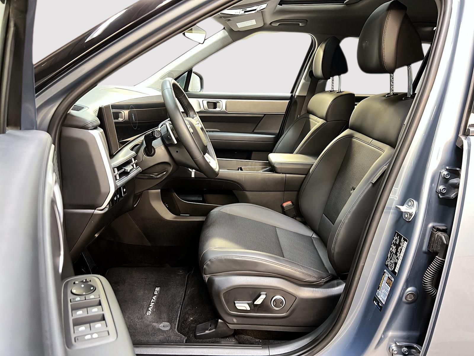 Hyundai Santa Fe PREFERRED TREND HYBRID CUIR TOIT PANO 4RM 2024 - image #7