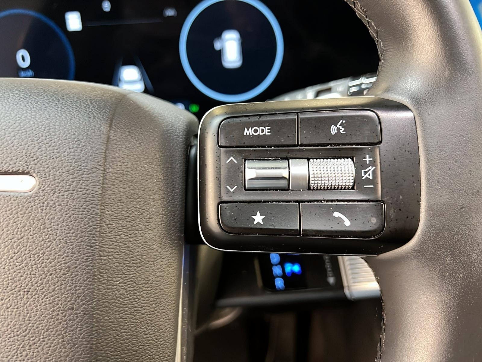 Hyundai Santa Fe PREFERRED TREND HYBRID CUIR TOIT PANO 4RM 2024 - image #21