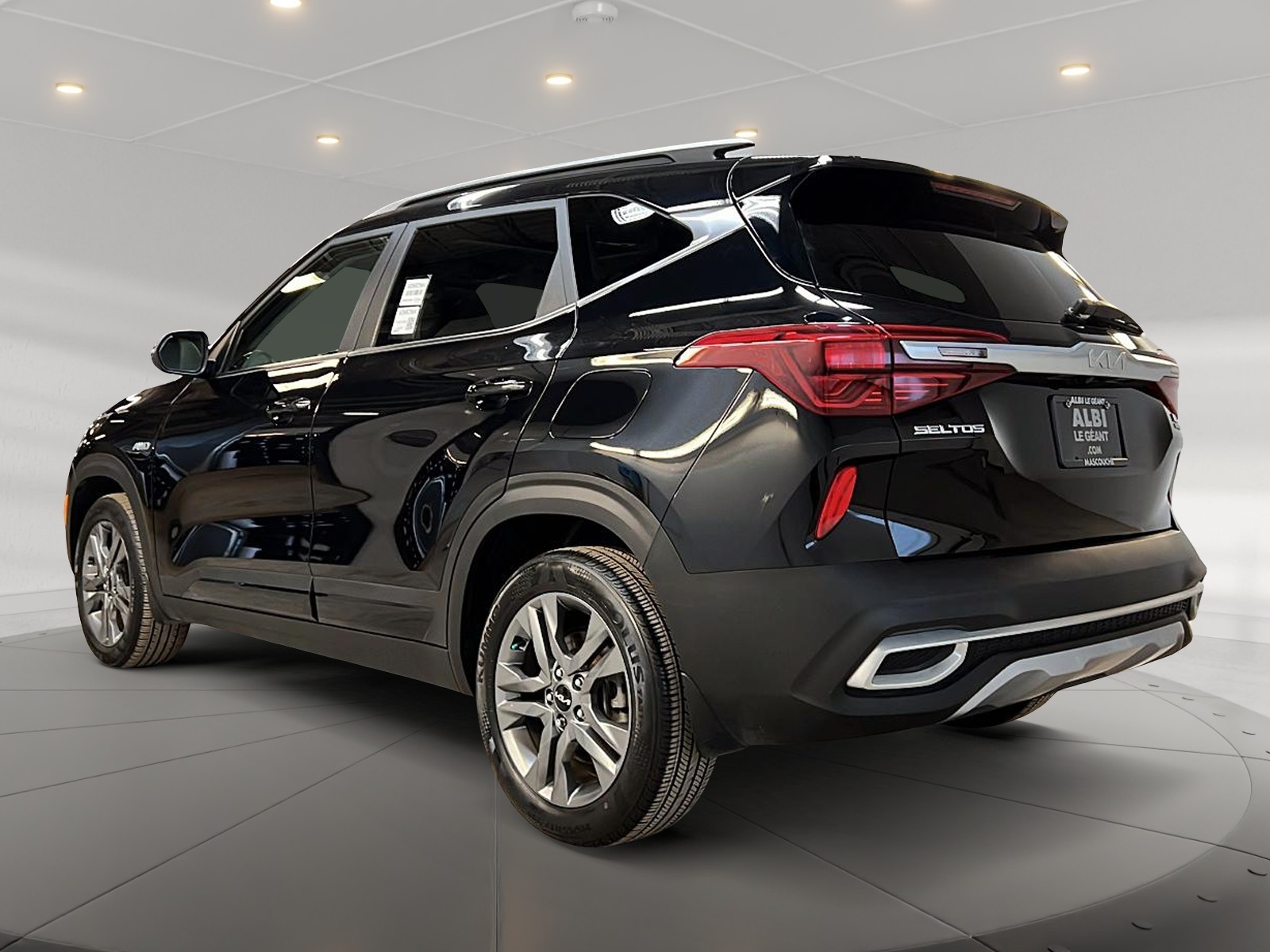 Kia SELTOS EX CUIR TOIT 4RM 2022 - image #6