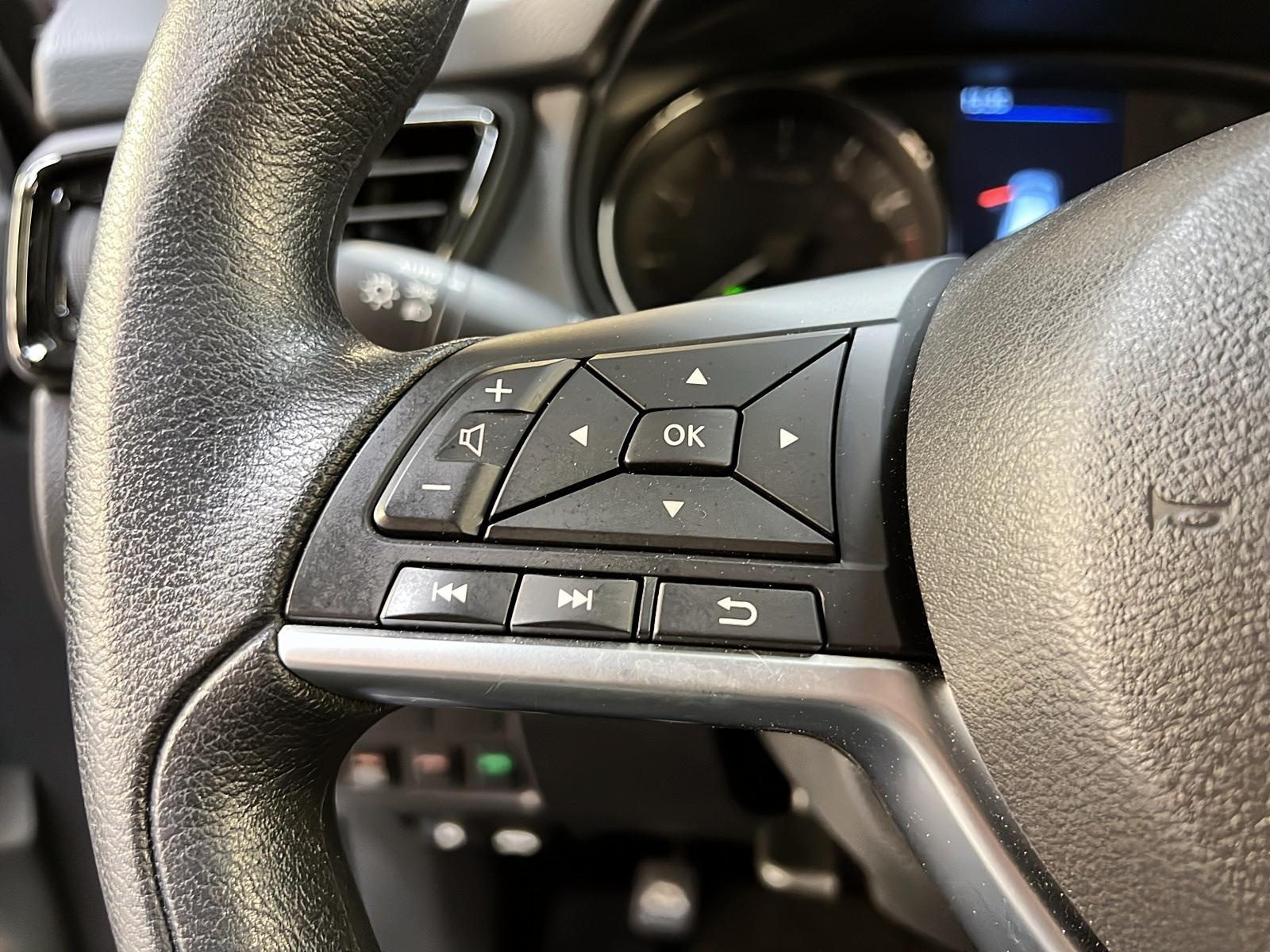 Nissan Qashqai S 4RM 2023 - image #18