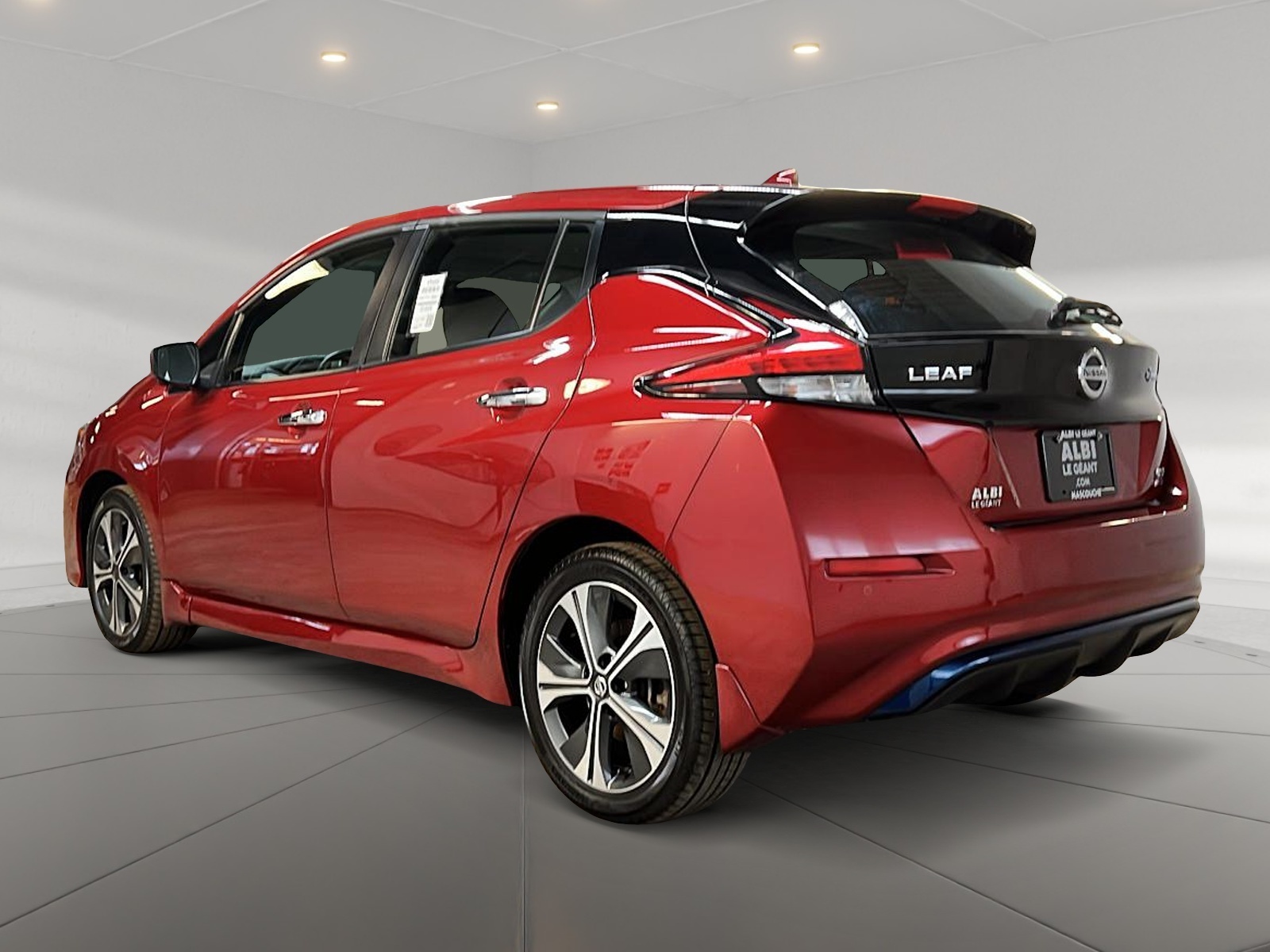 Nissan Leaf 2020 - Image #6