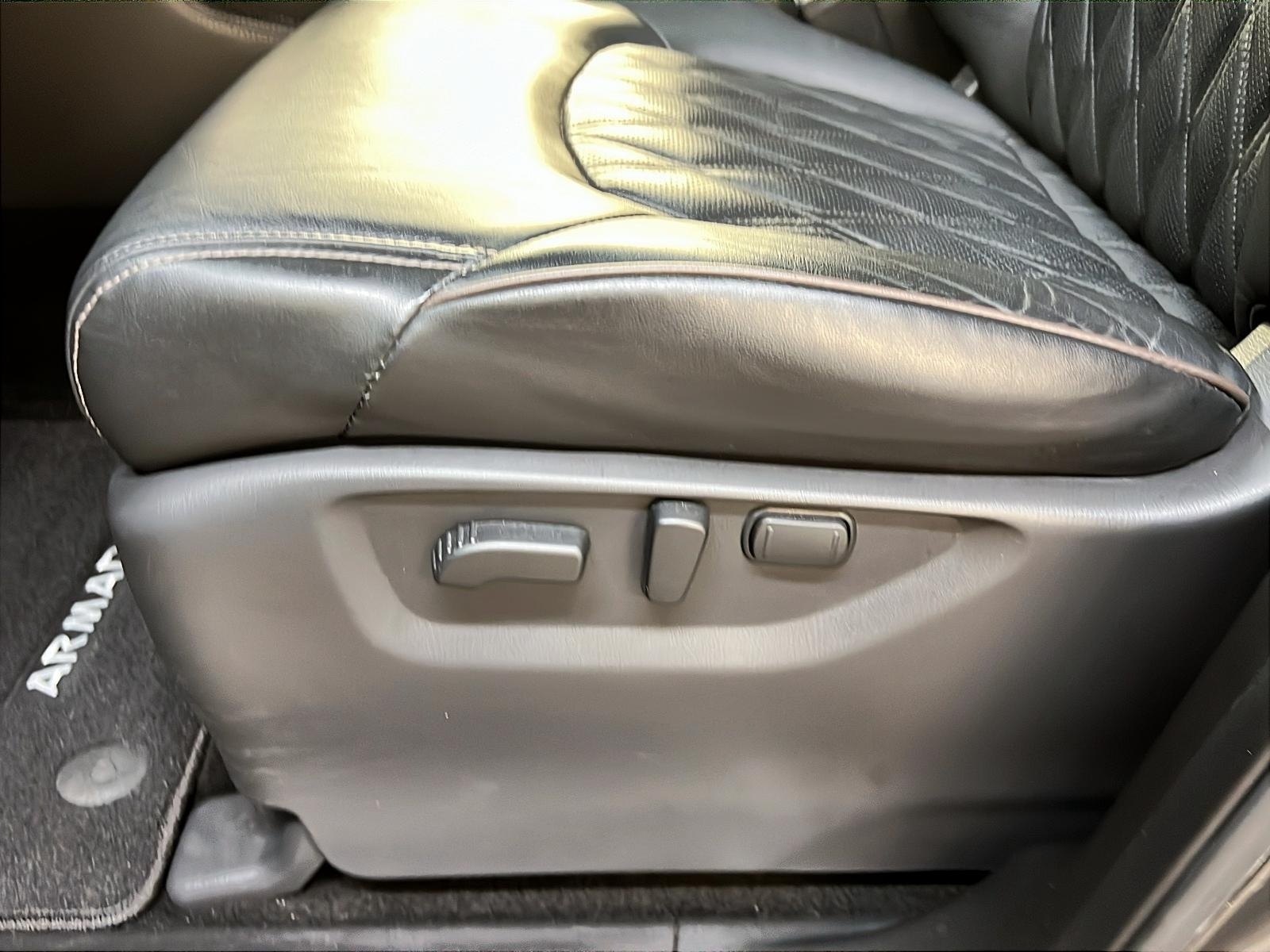Nissan Armada PLATINUM CUIR TOIT NAV DVD 4RM 2023 - image #29