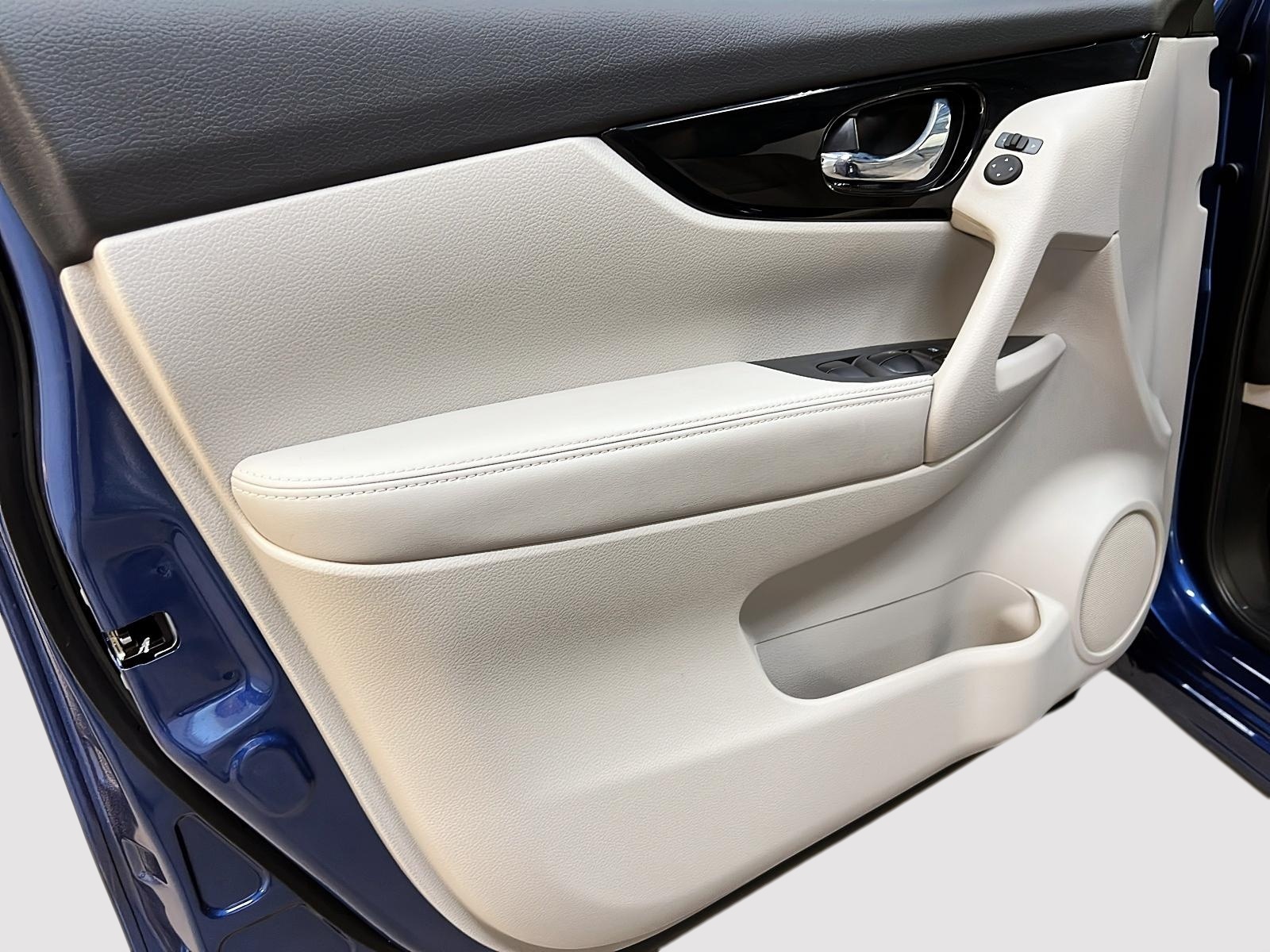 Nissan Qashqai 2023 - Image #24