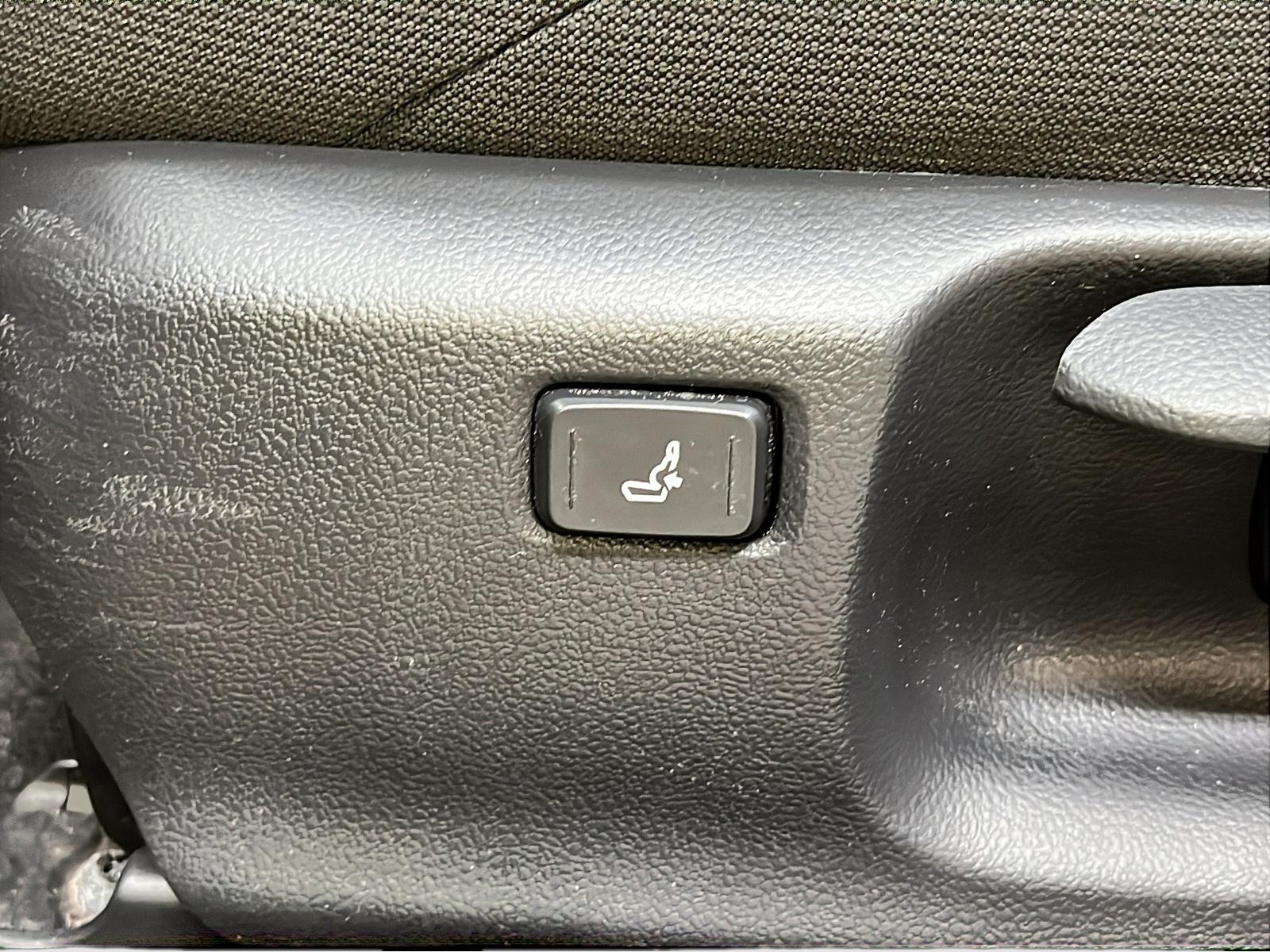 Toyota Corolla 2019 - Image #25