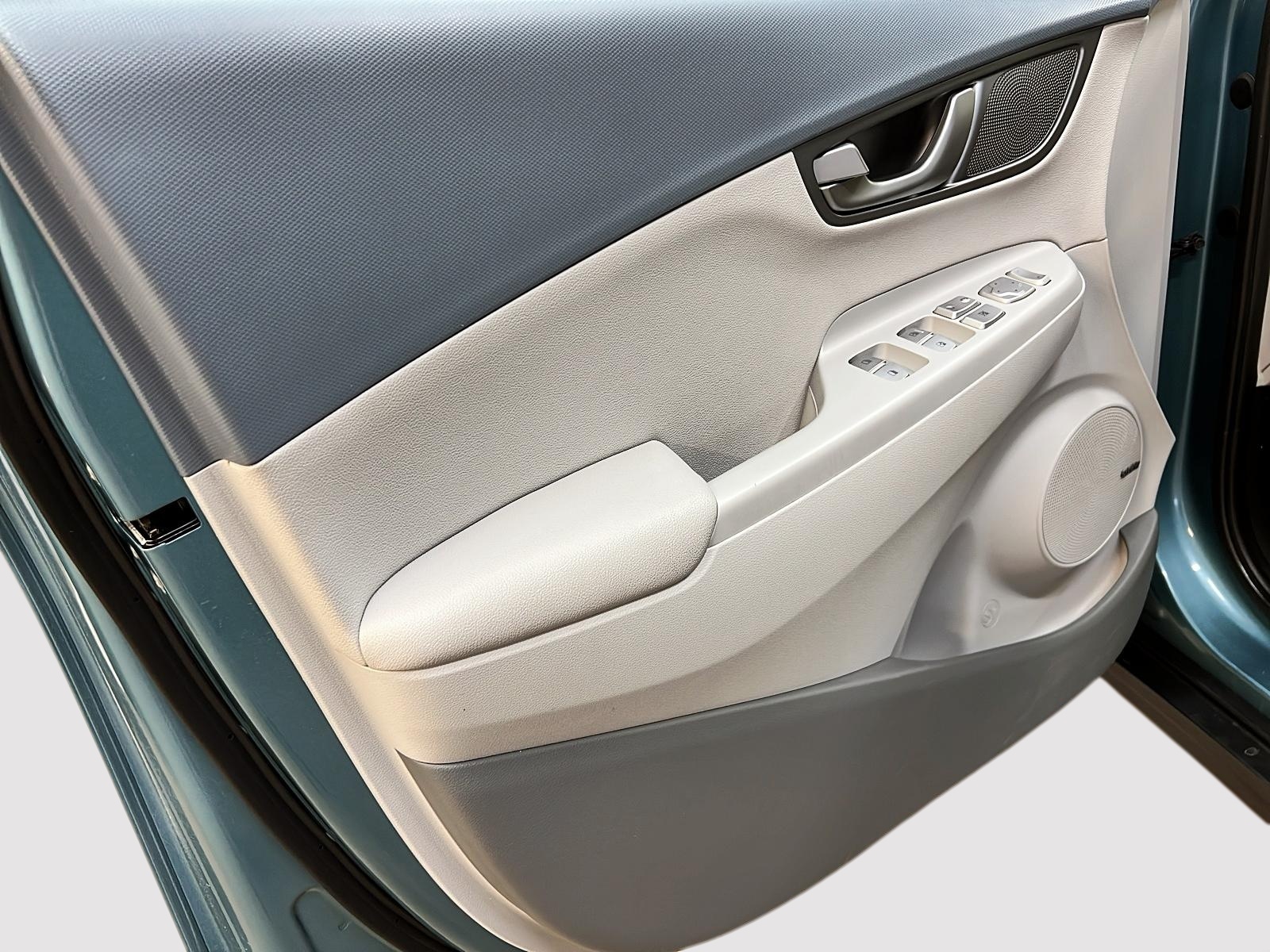 Hyundai Kona EV ULTIMATE CUIR TOIT NAV 2019 - image #24