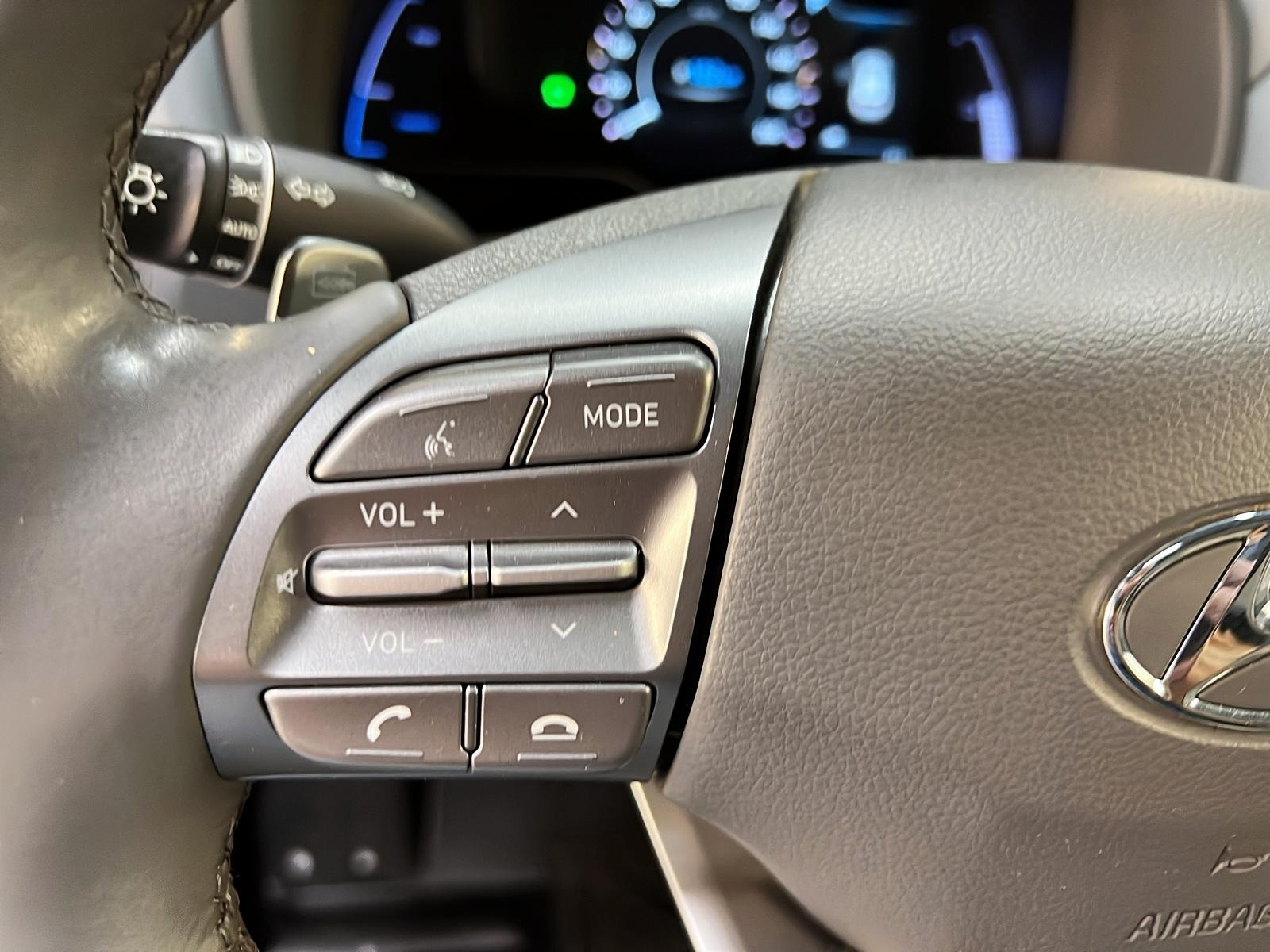 Hyundai Kona EV ULTIMATE CUIR TOIT NAV 2019 - image #21