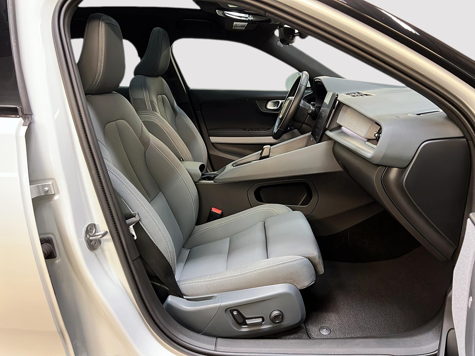 Polestar Polestar 2 LONG RANGE TOIT PANO 2023 - image #8