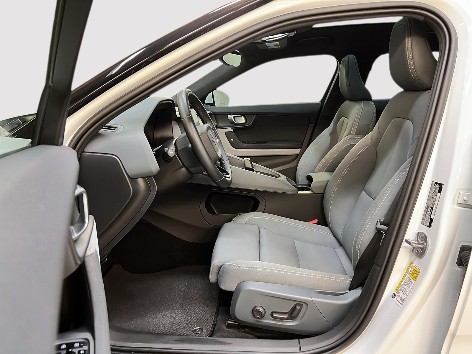 Polestar Polestar 2 LONG RANGE TOIT PANO 2023 - image #7