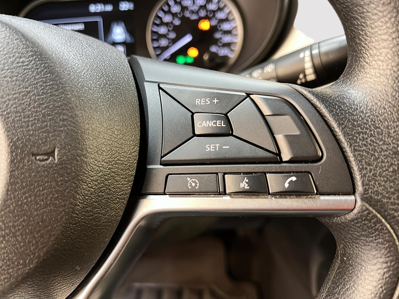 Nissan Versa SV 2022 - image #18