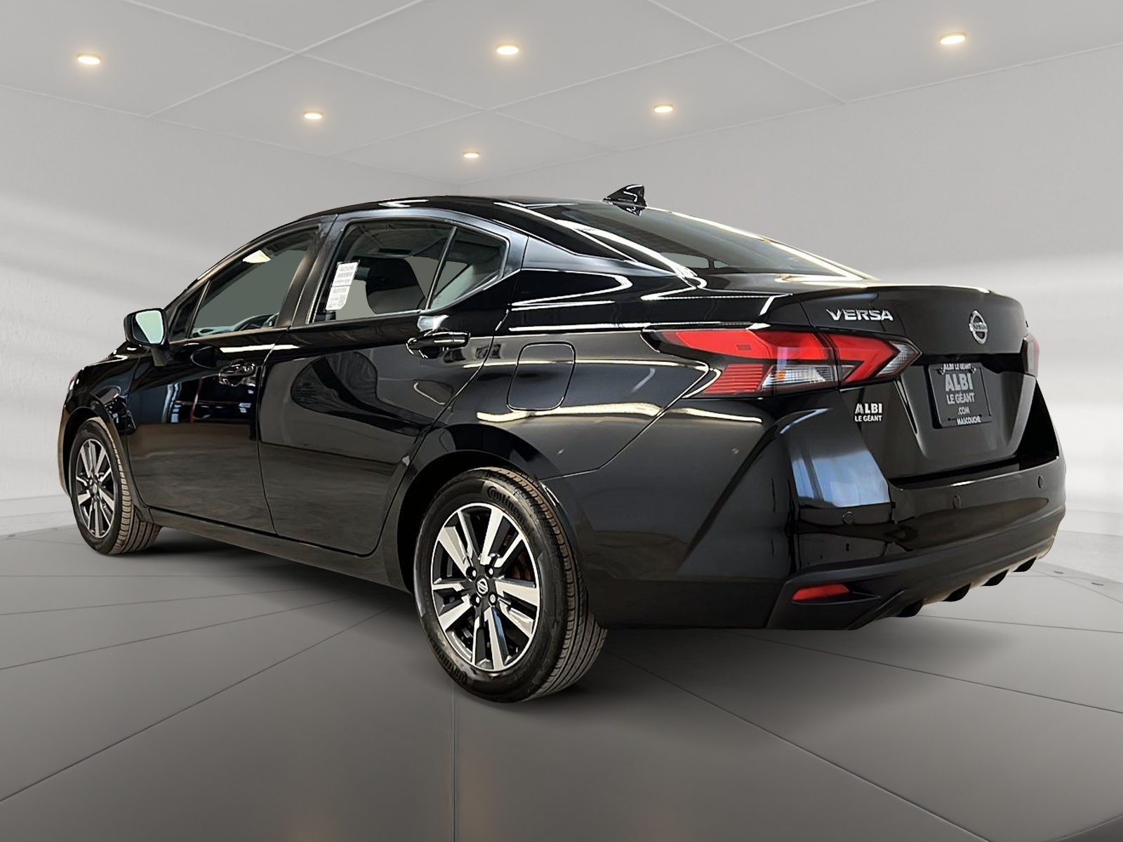 Nissan Versa 2022 - Image #6