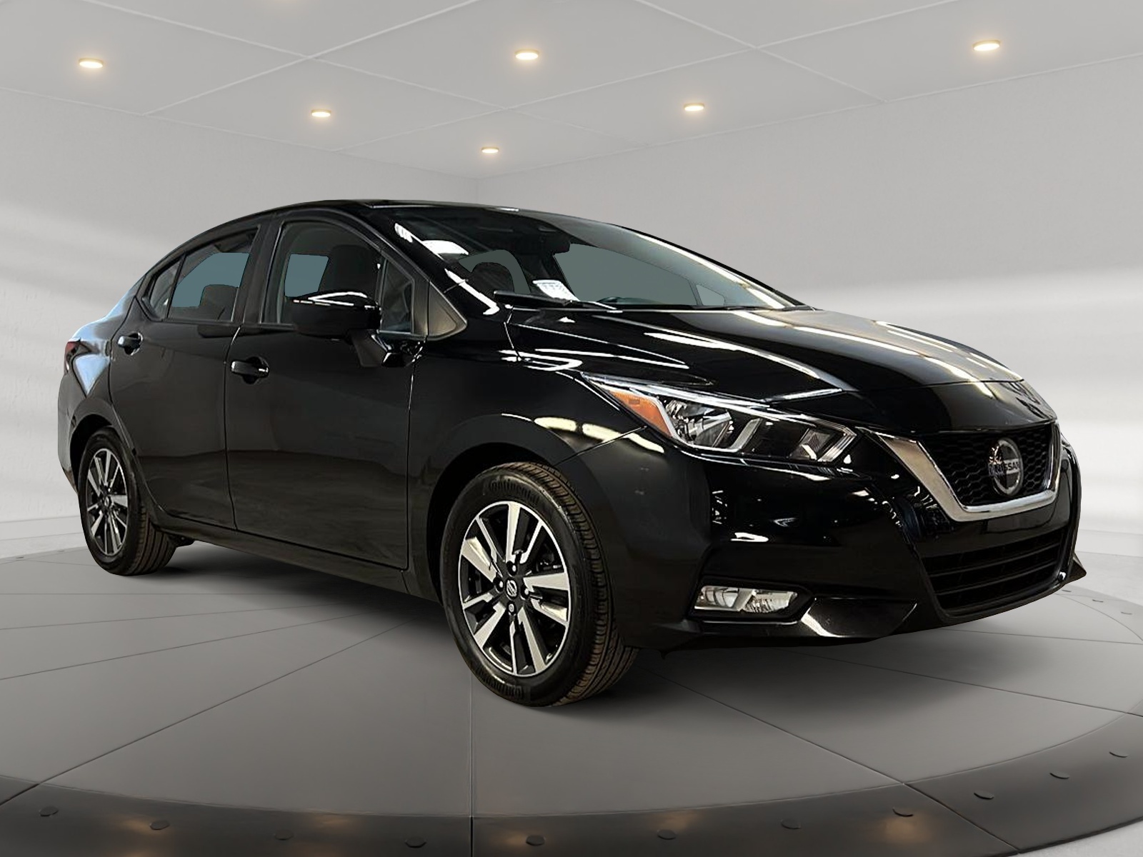 Nissan Versa 2022 - Image #3