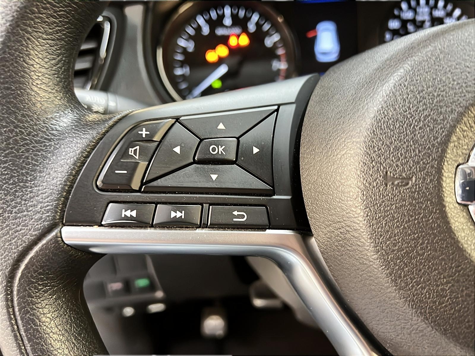 Nissan Qashqai S 2021 - image #19