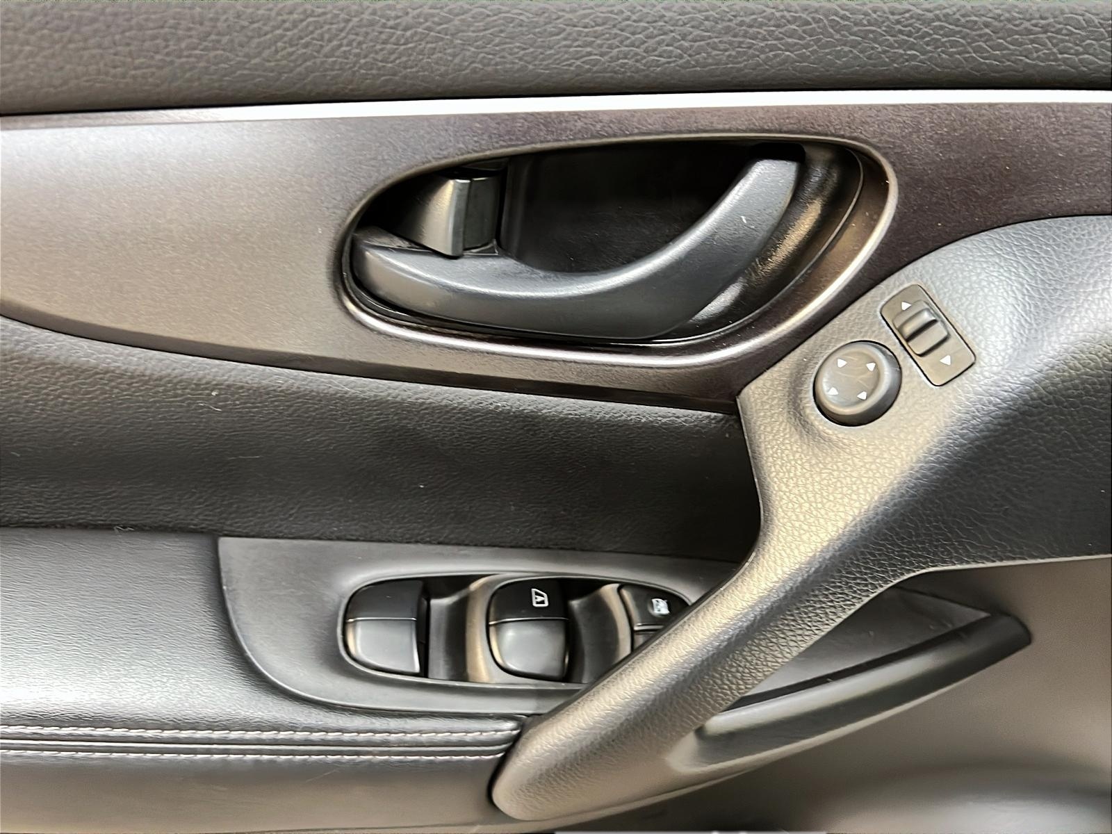 Nissan Qashqai S 2021 - image #21