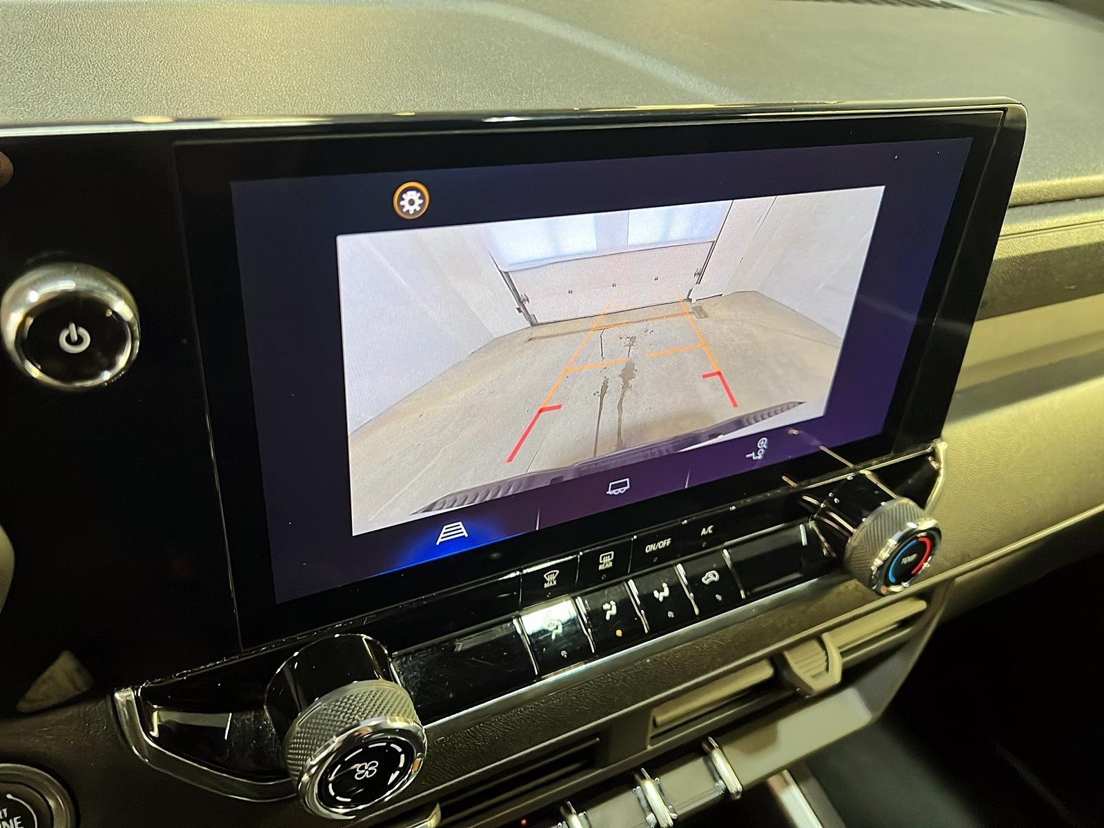 Chevrolet Colorado TRAIL BOSS CREW CAB NAV CAB 4X4 2023 - image #16