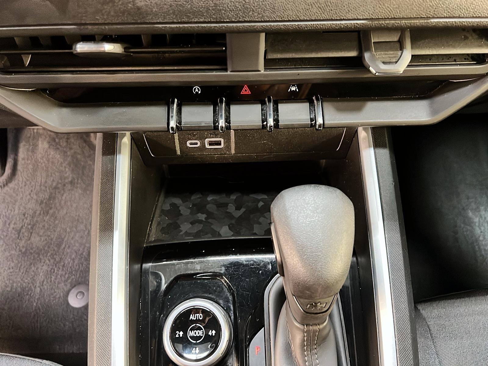 Chevrolet Colorado TRAIL BOSS CREW CAB NAV CAB 4X4 2023 - image #14
