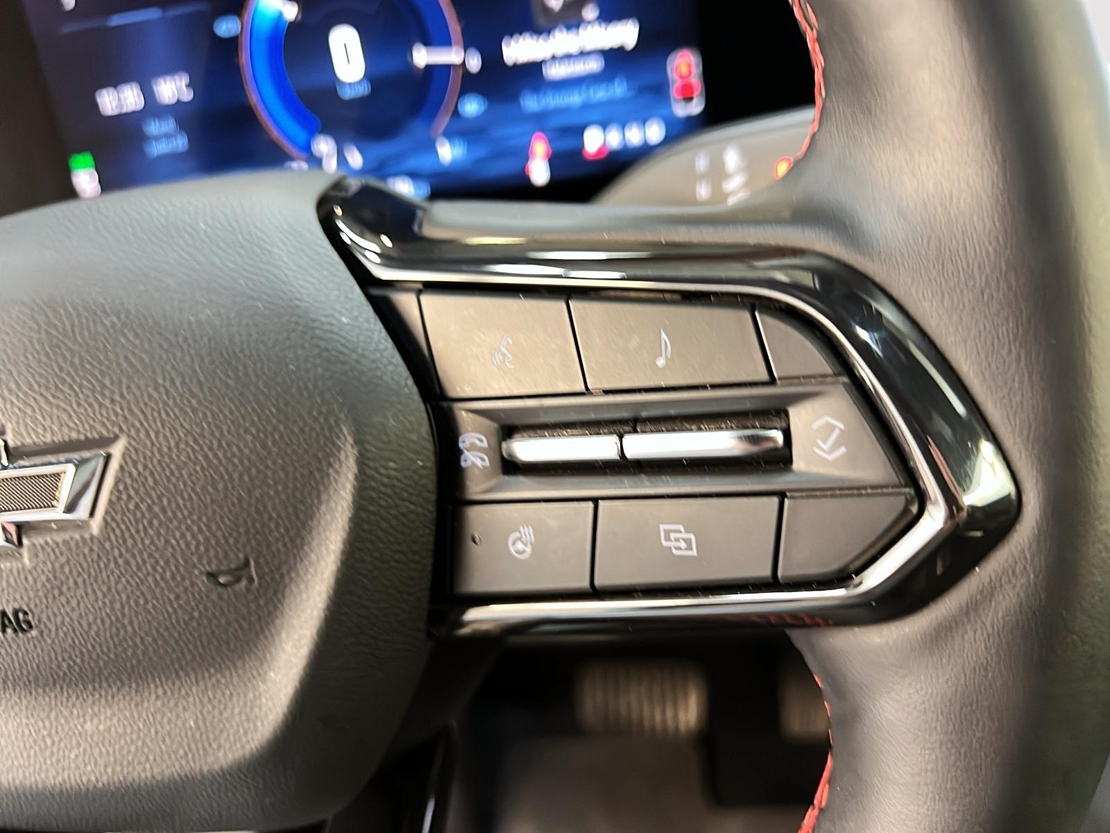 Chevrolet Equinox EV 2RS CUIR NAV 2025 - image #18