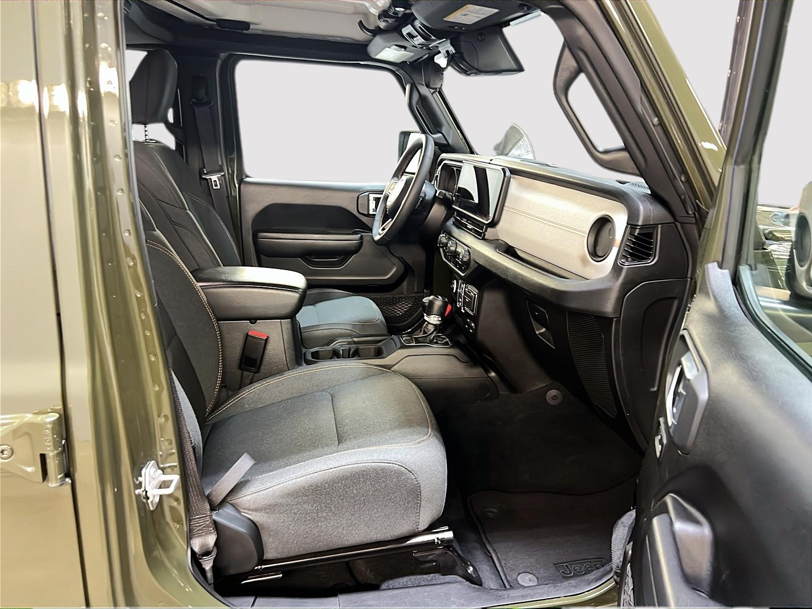 Jeep Wrangler 2024 - Image #8
