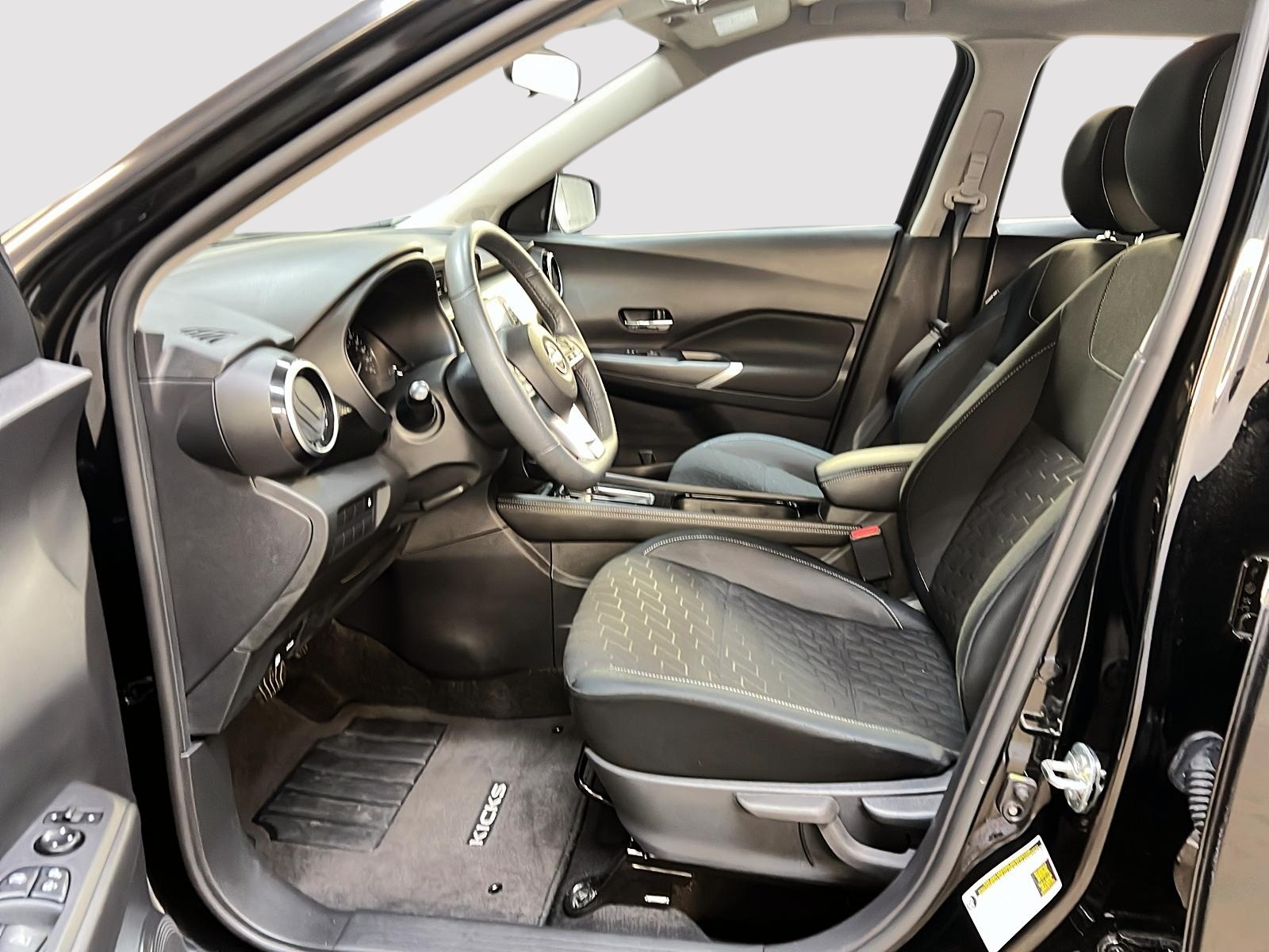 Nissan Kicks 2023 - Image #7