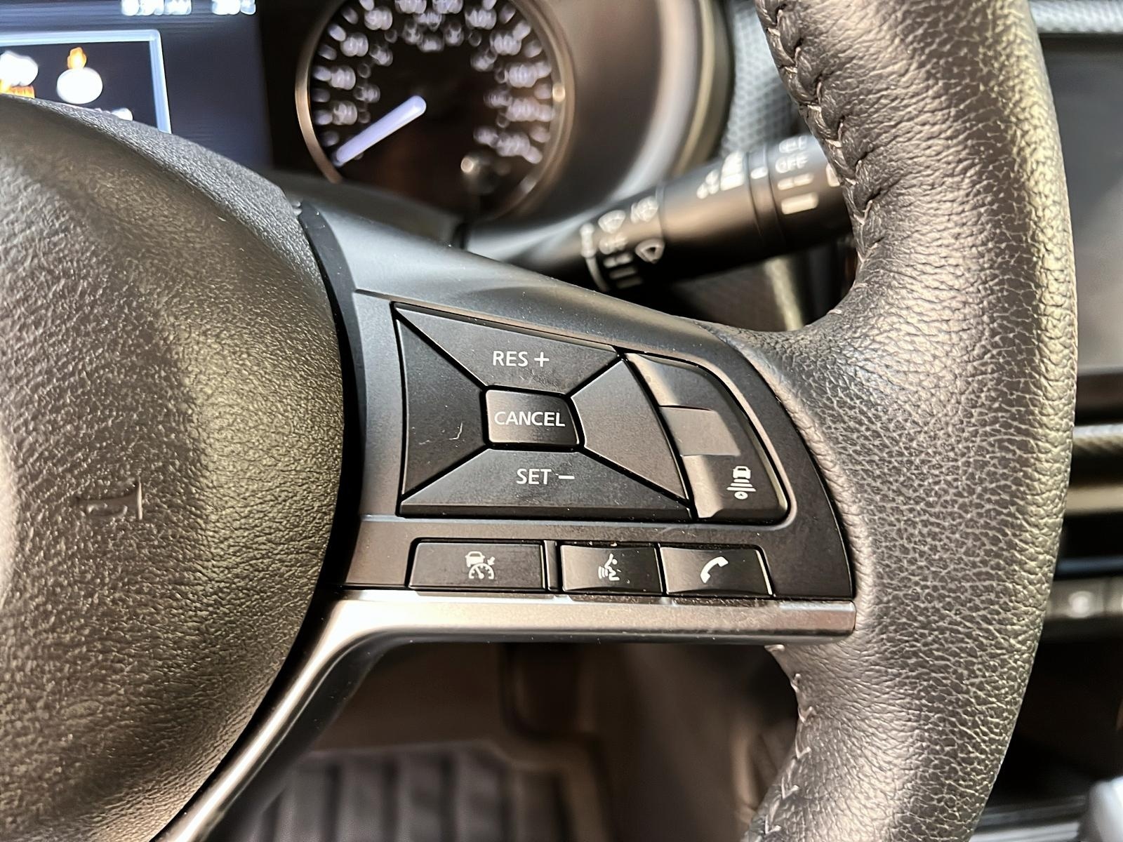 Nissan Kicks SV 2023 - image #17