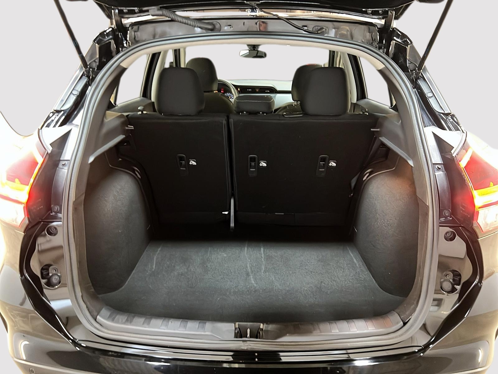 Nissan Kicks SV 2023 - image #12