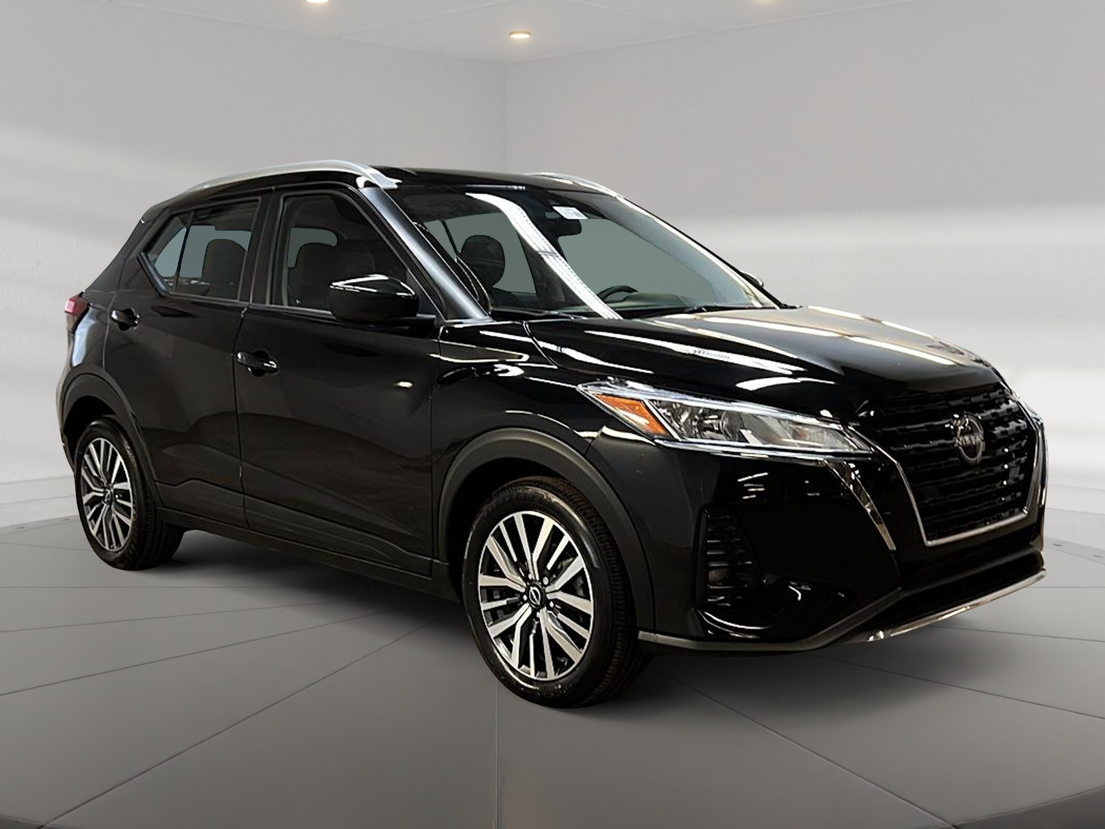 Nissan Kicks SV 2023 - image #3