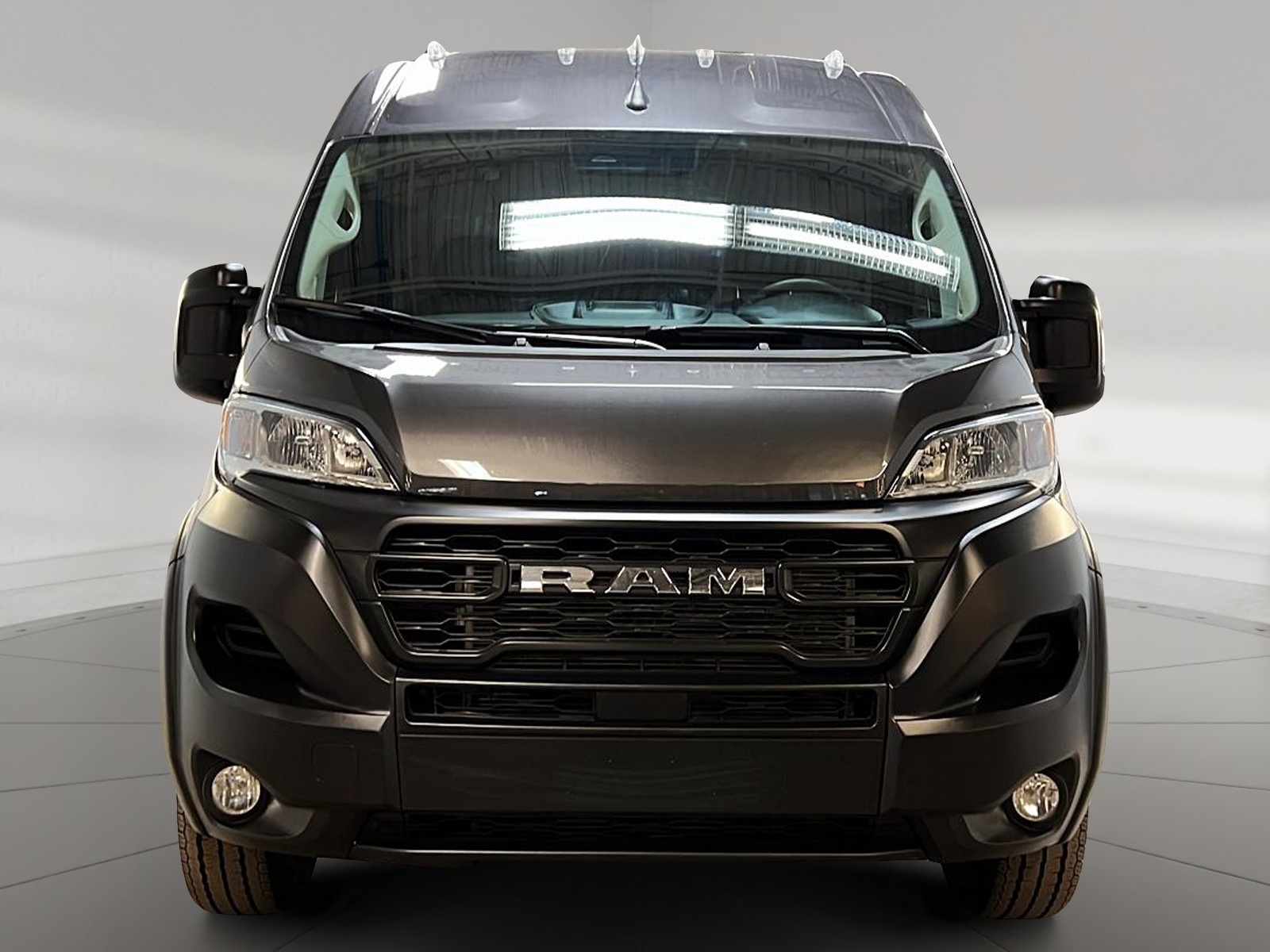 RAM 3500 ProMaster 2024 - Image #2