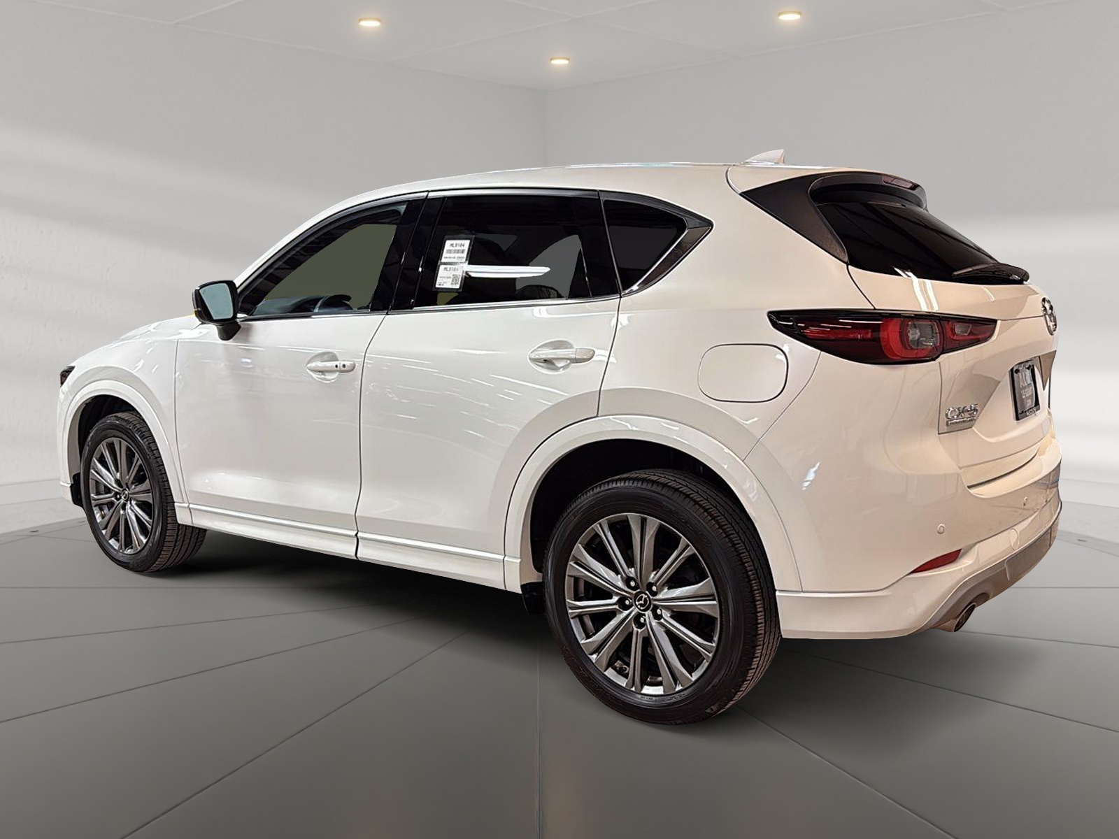 Mazda CX-5 SIGNATURE 2.5T CUIR TOIT NAV 4RM 2024 - image #6