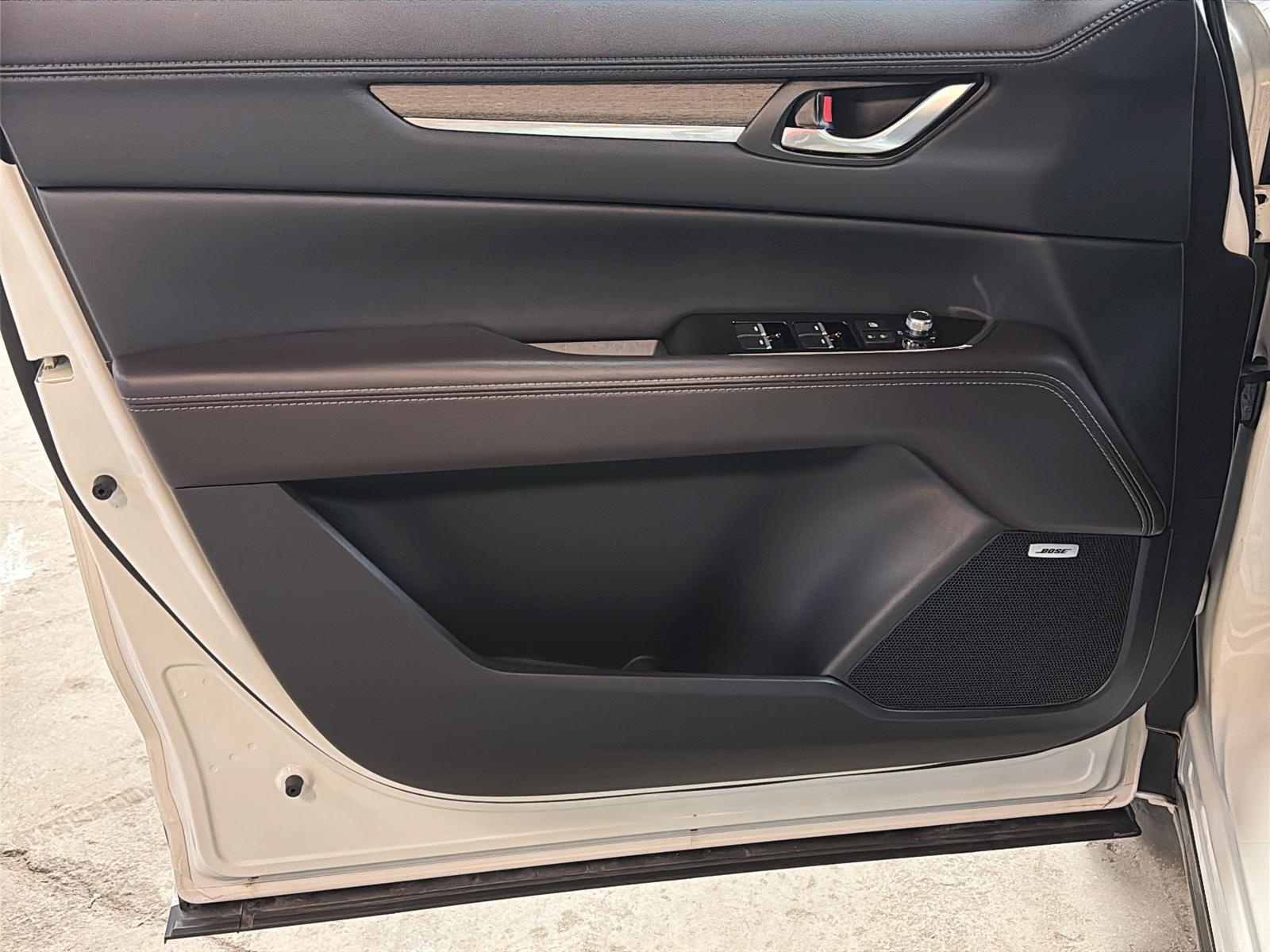 Mazda CX-5 SIGNATURE 2.5T CUIR TOIT NAV 4RM 2024 - image #29