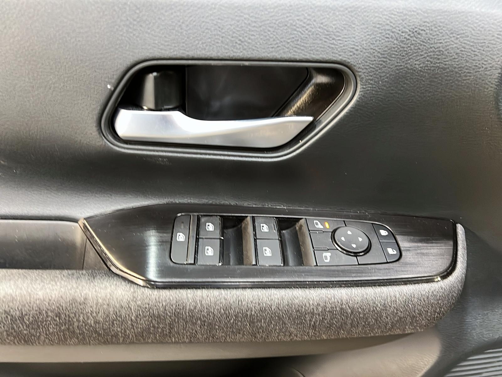 Nissan Kicks SV 4RM 2025 - image #21