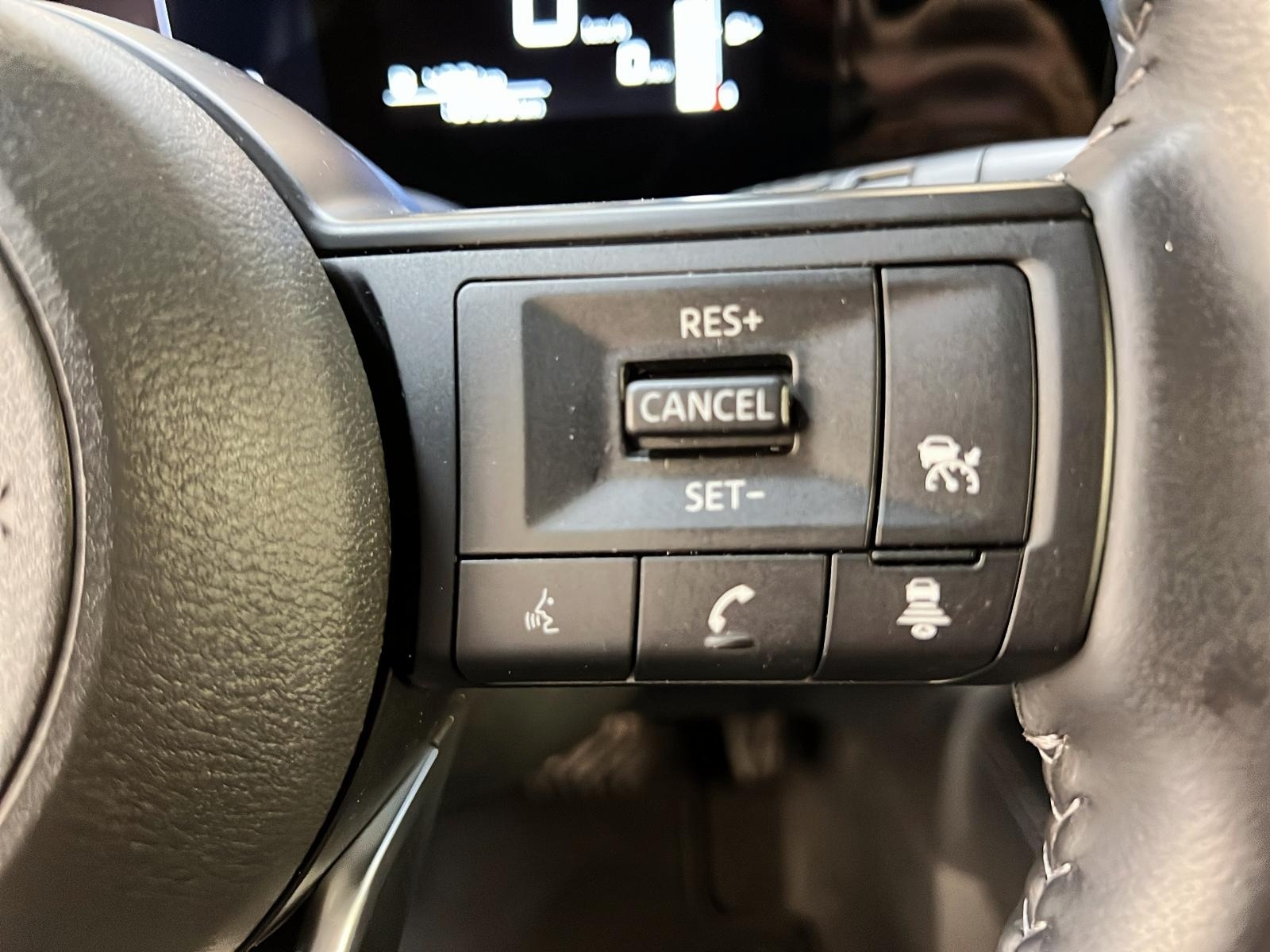 Nissan Kicks SV 4RM 2025 - image #18