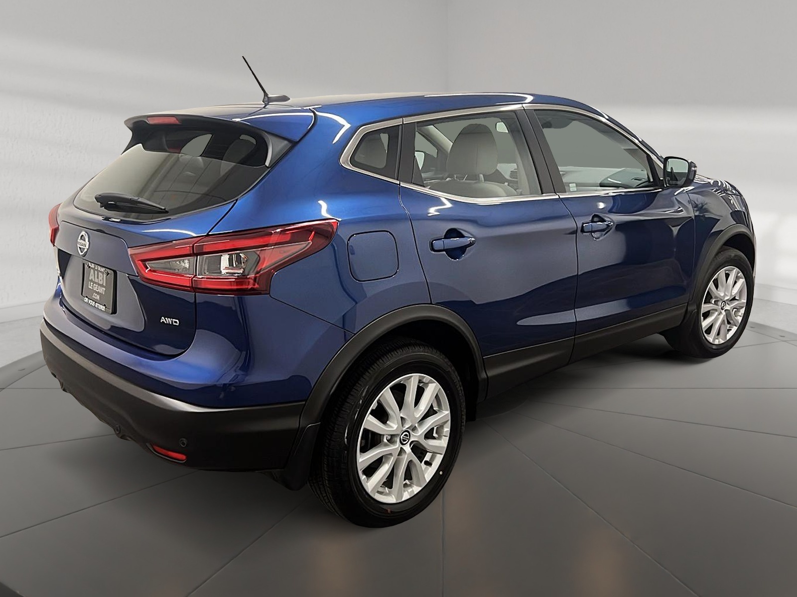 Nissan Qashqai S 4RM 2023 - image #4