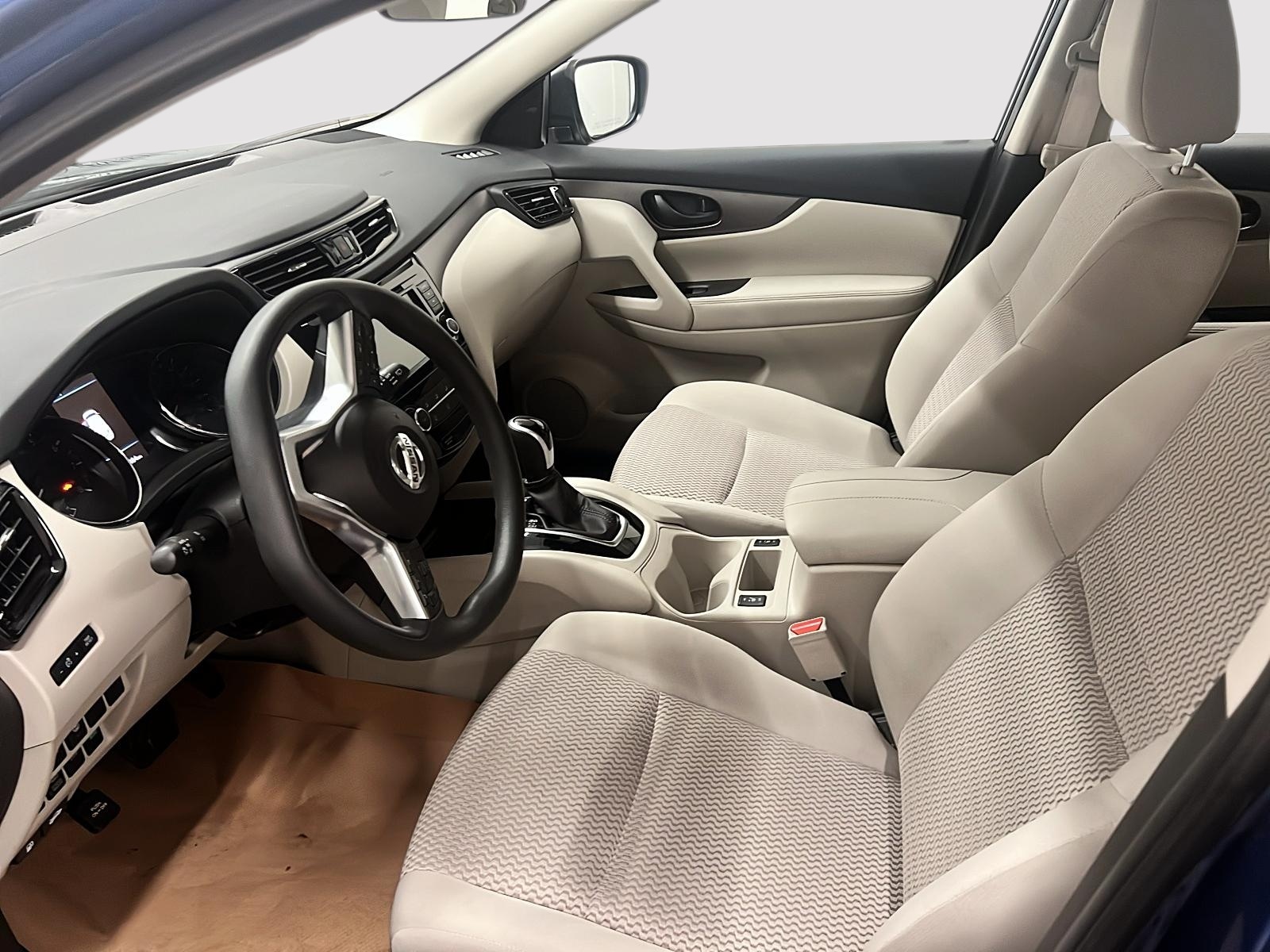 Nissan Qashqai S 4RM 2023 - image #7