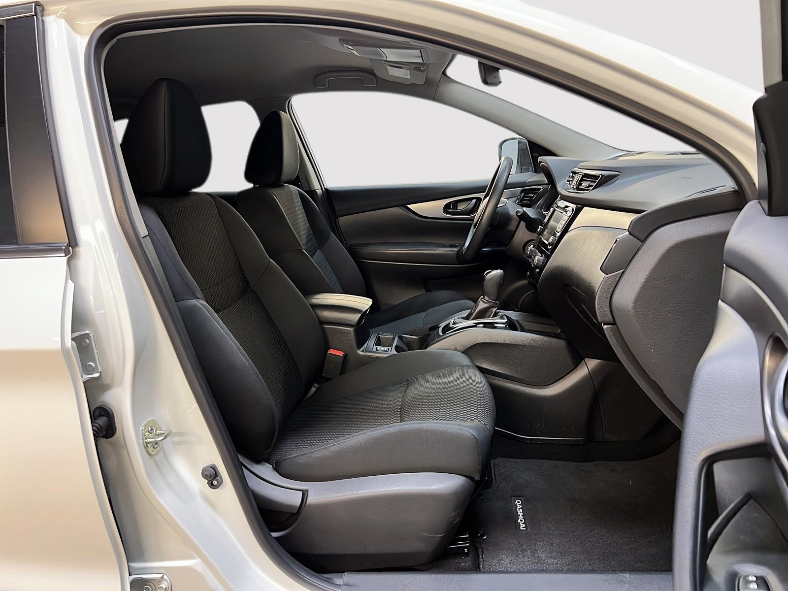 Nissan Qashqai S 4RM 2023 - image #8