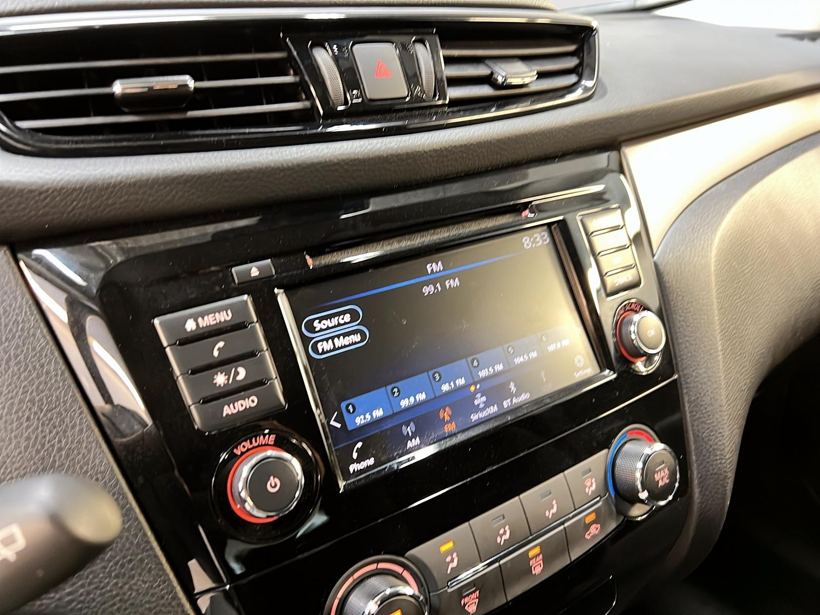 Nissan Qashqai S 4RM 2023 - image #16