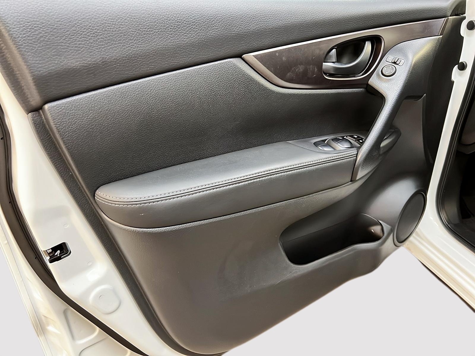 Nissan Qashqai S 4RM 2023 - image #22