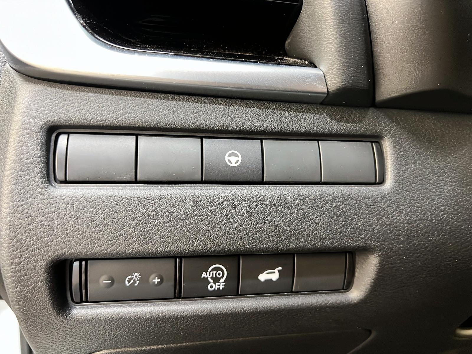 Nissan Rogue 2024 - Image #24