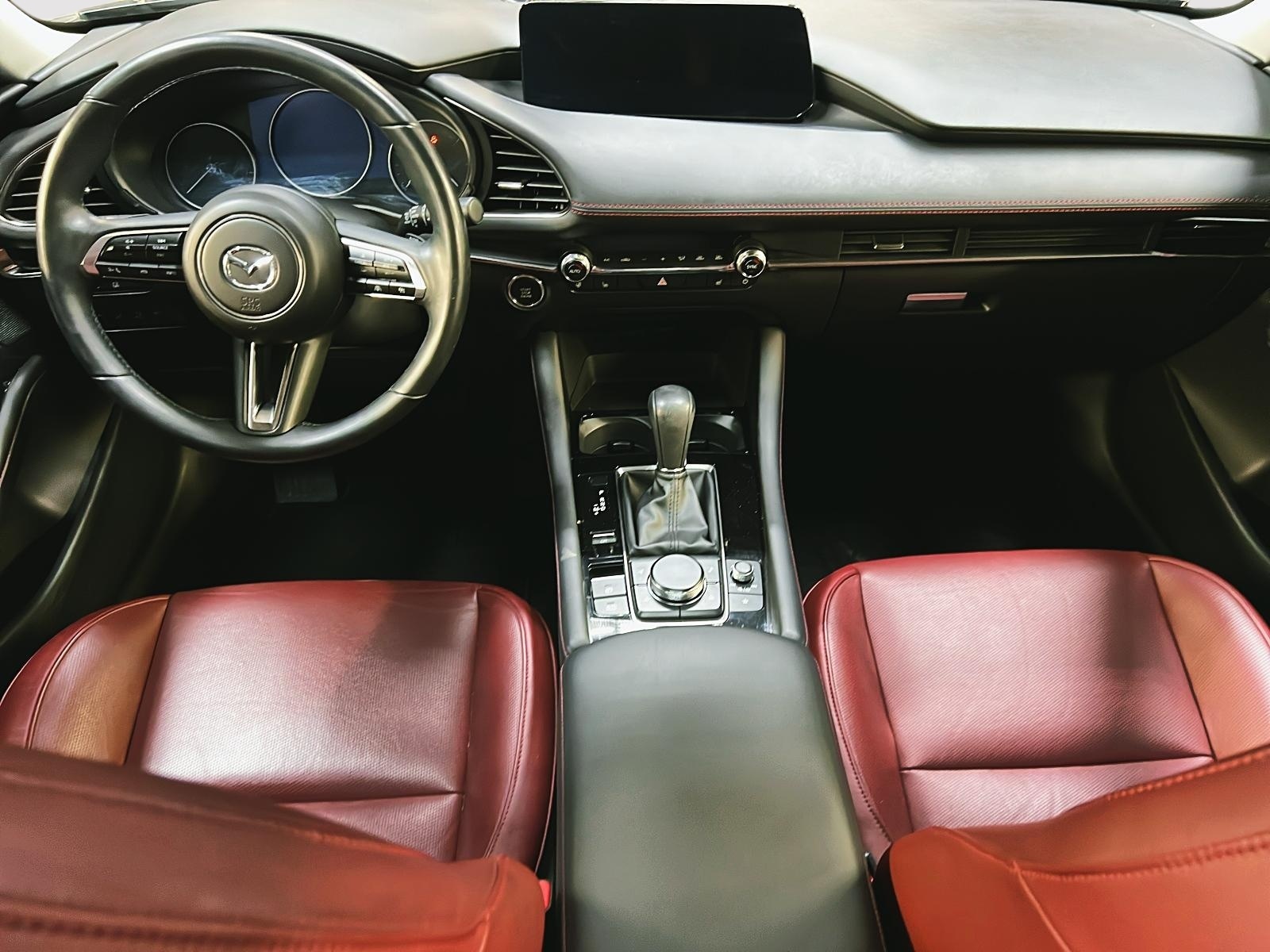 Mazda Mazda3 2024 - Image #11