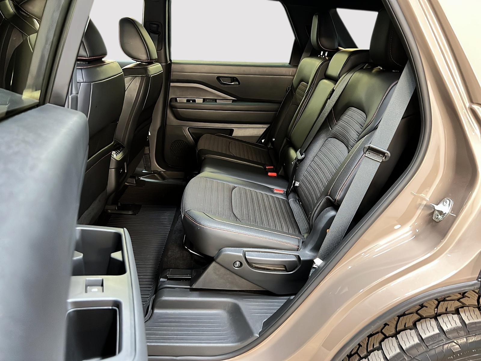 Nissan Pathfinder 2024 - Image #9