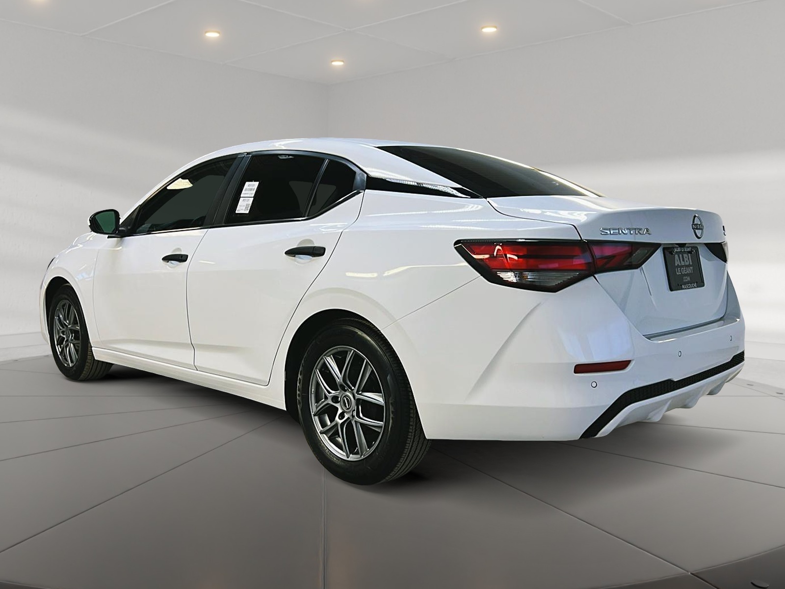 Nissan Sentra S PLUS 2024 - image #6