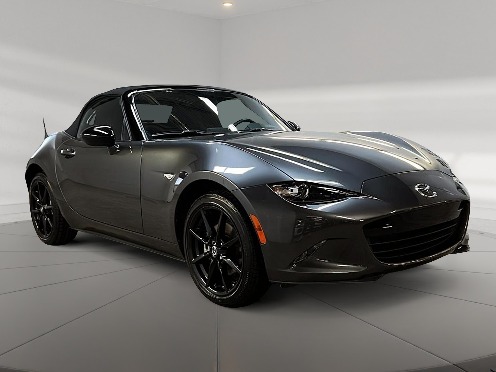 Mazda MX-5 2022 - Image #3