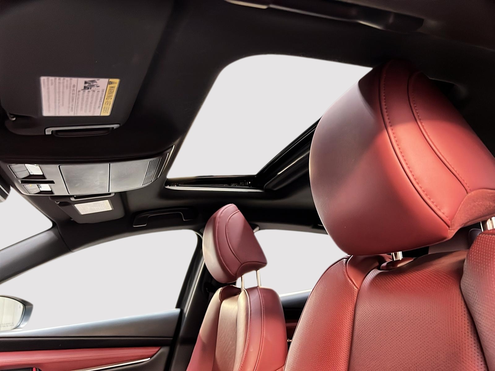 Mazda Mazda3 Sport GT TURBO CUIR TOIT NAV 4RM 2024 - image #10