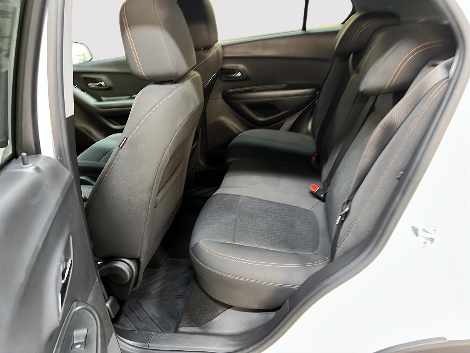 Chevrolet Trax LS 4RM 2021 - image #9