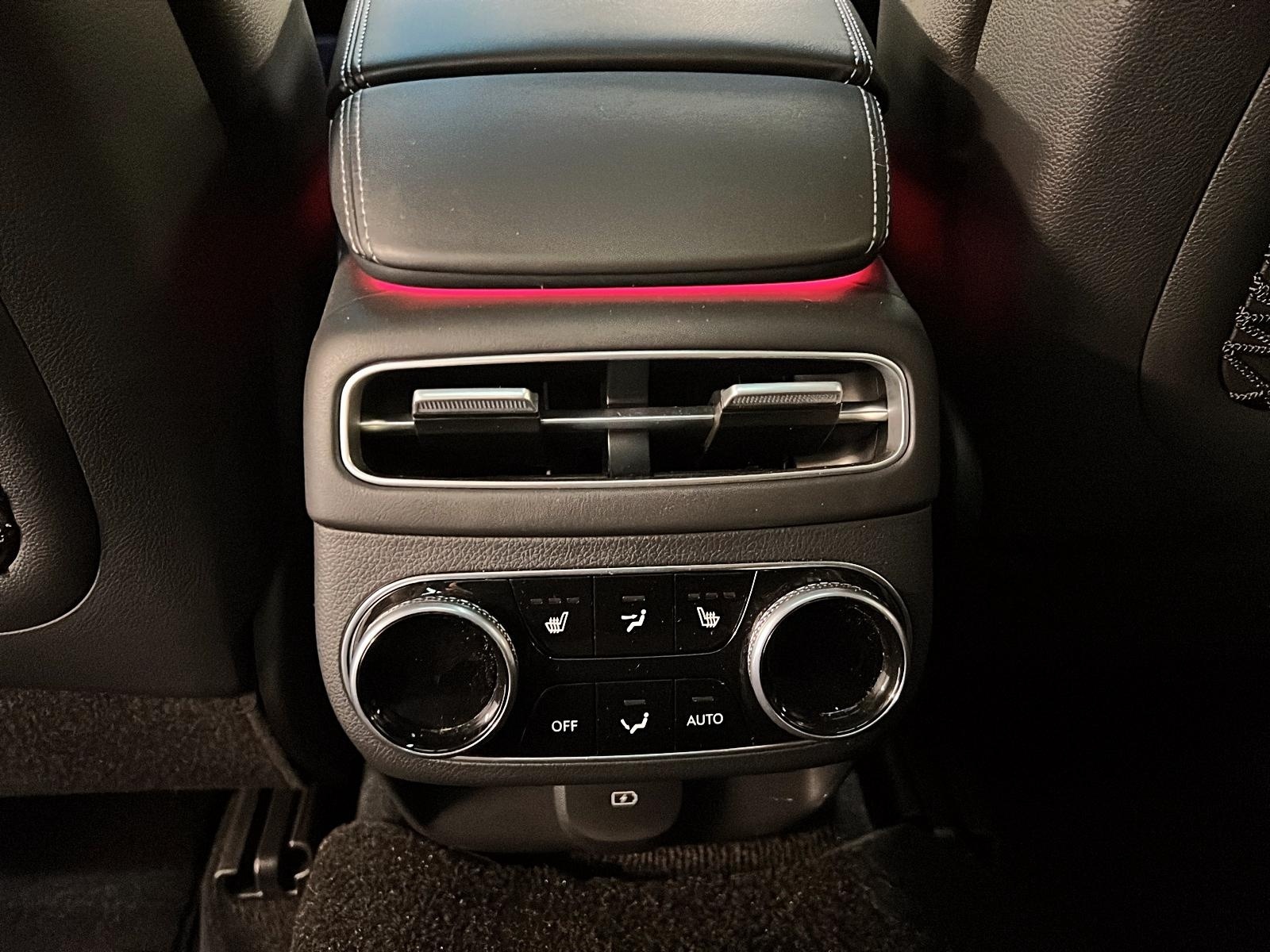 Genesis GV70 ADVANCED 2.5T CUIR TOIT NAV 4RM 2024 - image #11