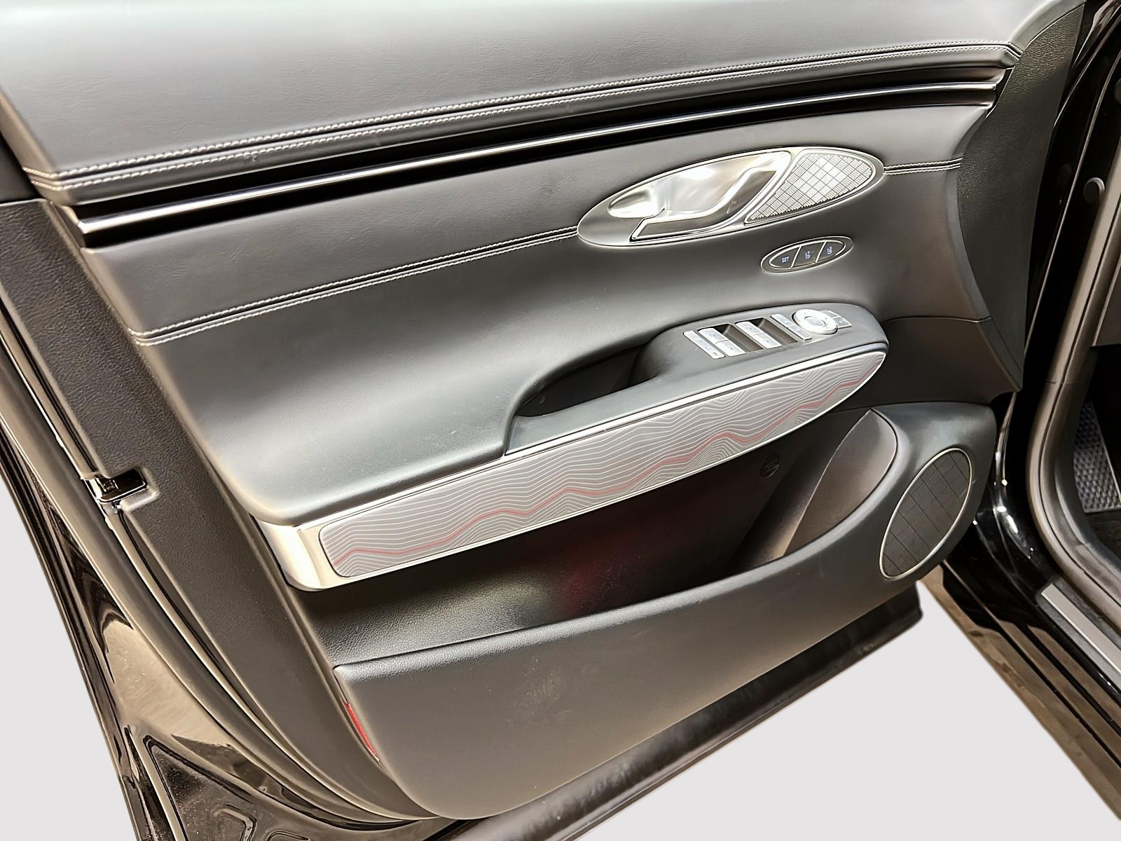 Genesis GV70 ADVANCED 2.5T CUIR TOIT NAV 4RM 2024 - image #26