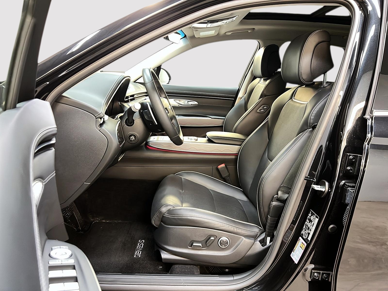 Genesis GV70 ADVANCED 2.5T CUIR TOIT NAV 4RM 2024 - image #7